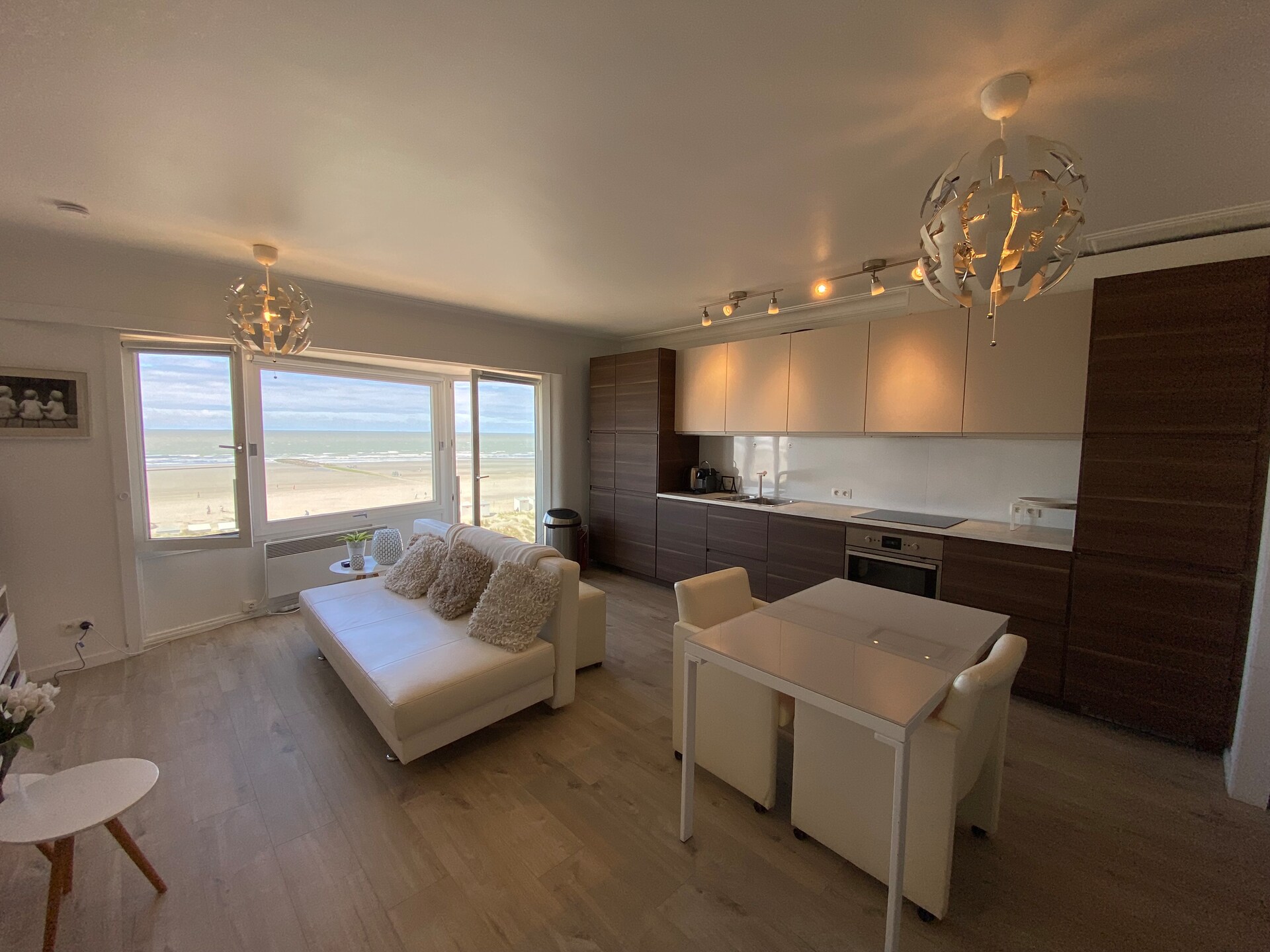 Studio met panoramisch zeezicht en frontale ligging aan de kust van Nieuwpoort-Bad - foto 2