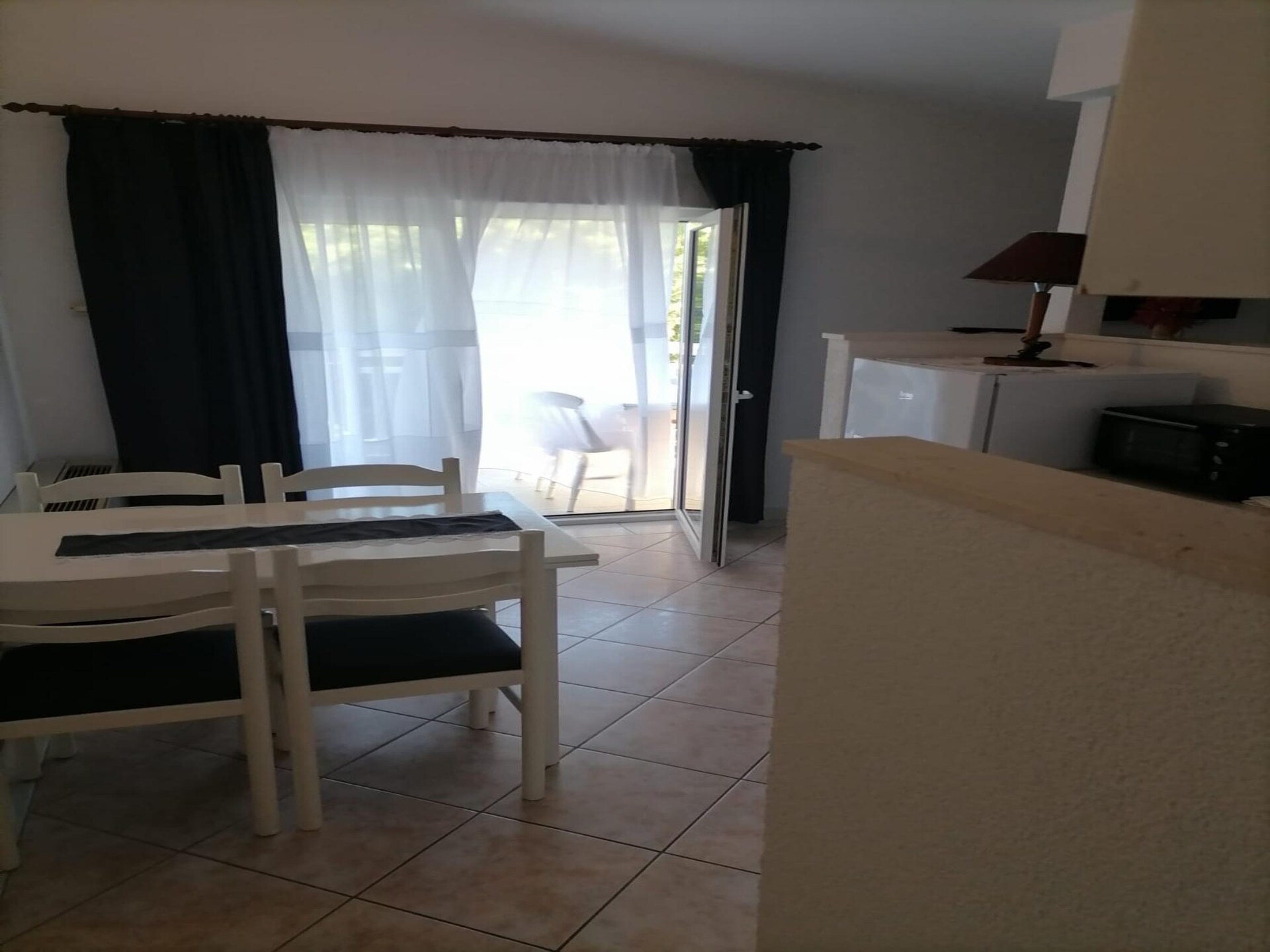 Riant appartement met balkon en zeezicht op 100 meter van het strand - foto 8