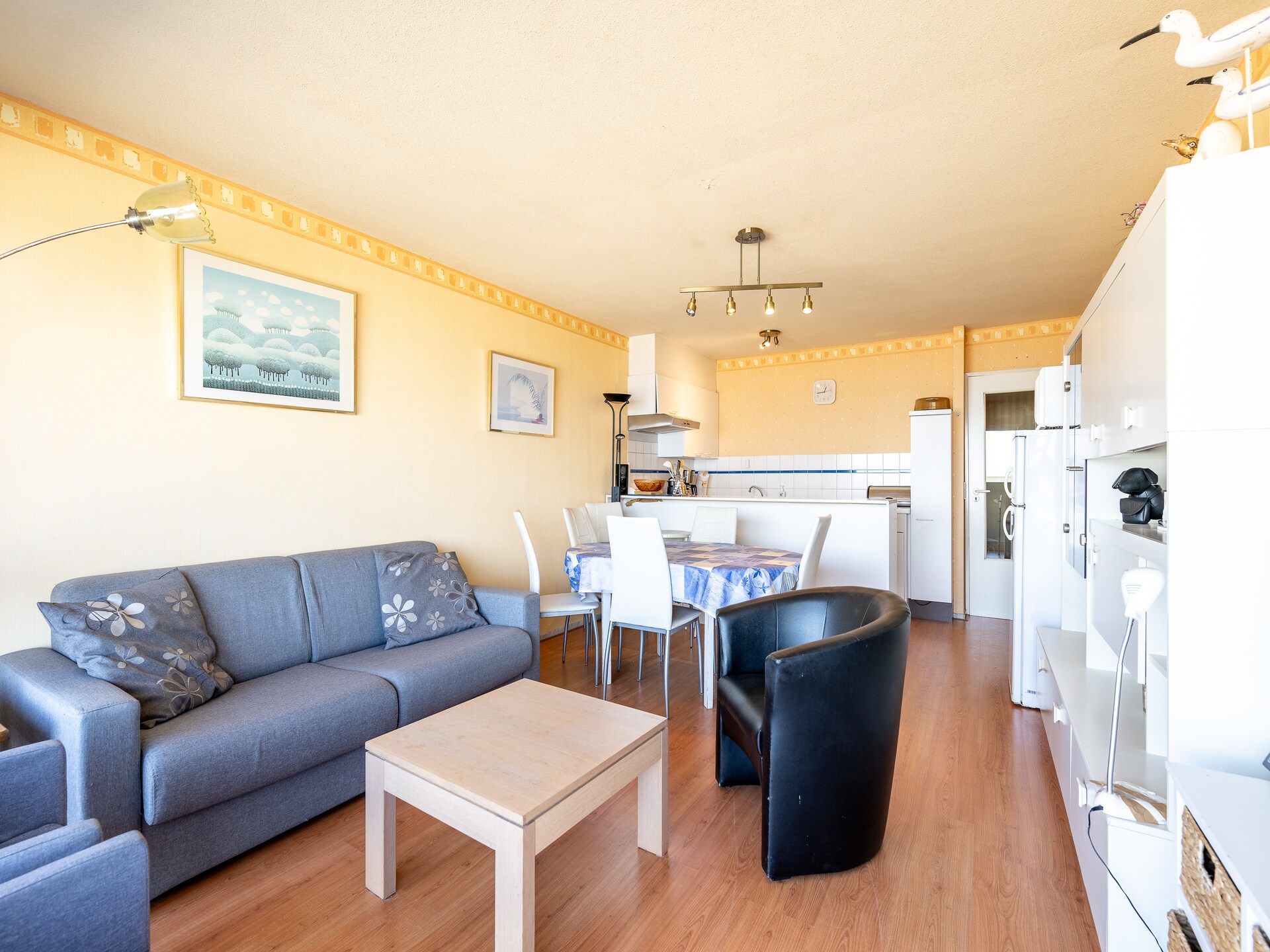 Licht appartement op de 6e verdieping met panoramisch zeezicht en twee terrassen - foto 4