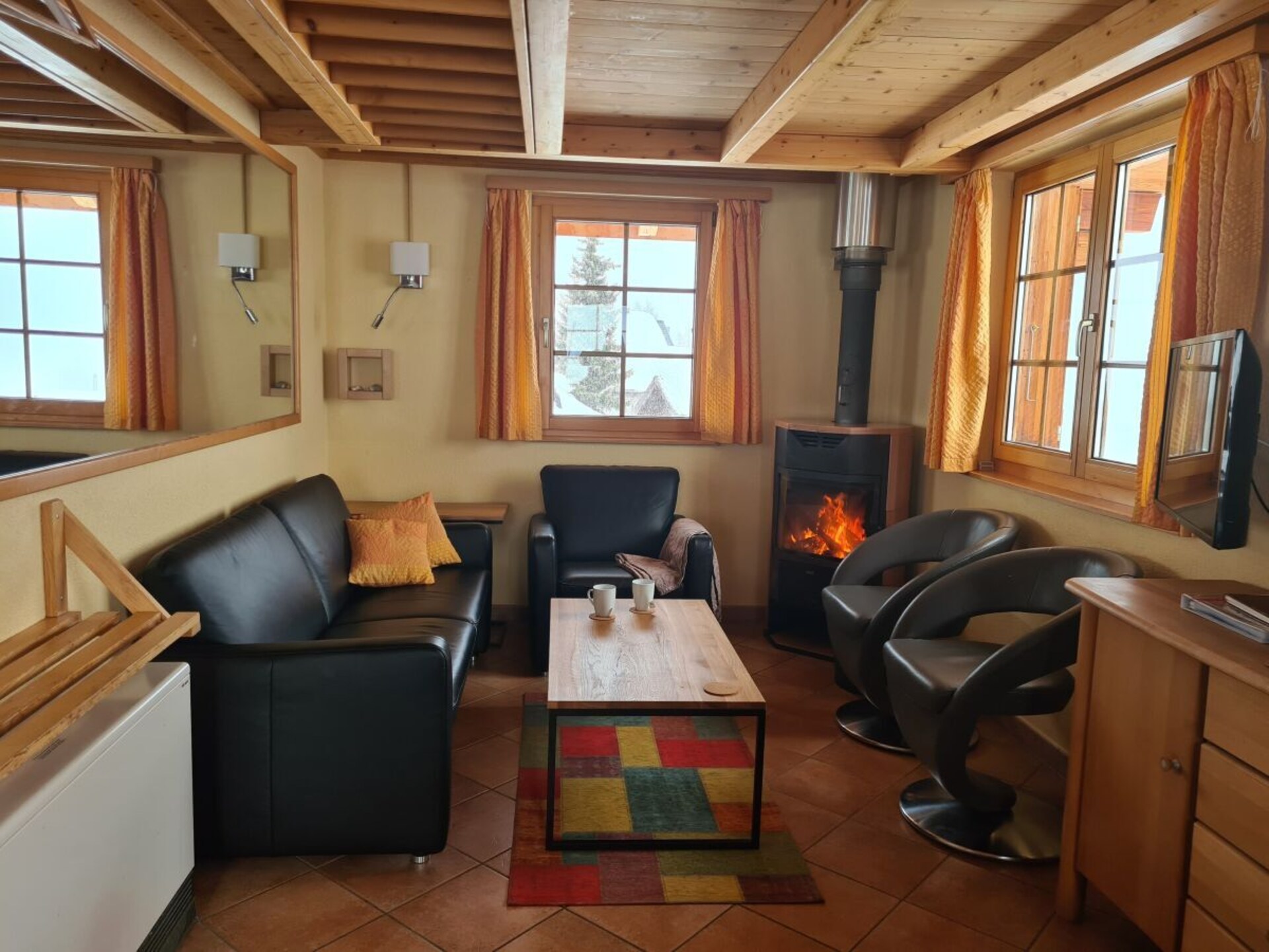 Chalet Paul in Wiler: 5-persoons met sauna en panoramisch bergzicht - foto 11