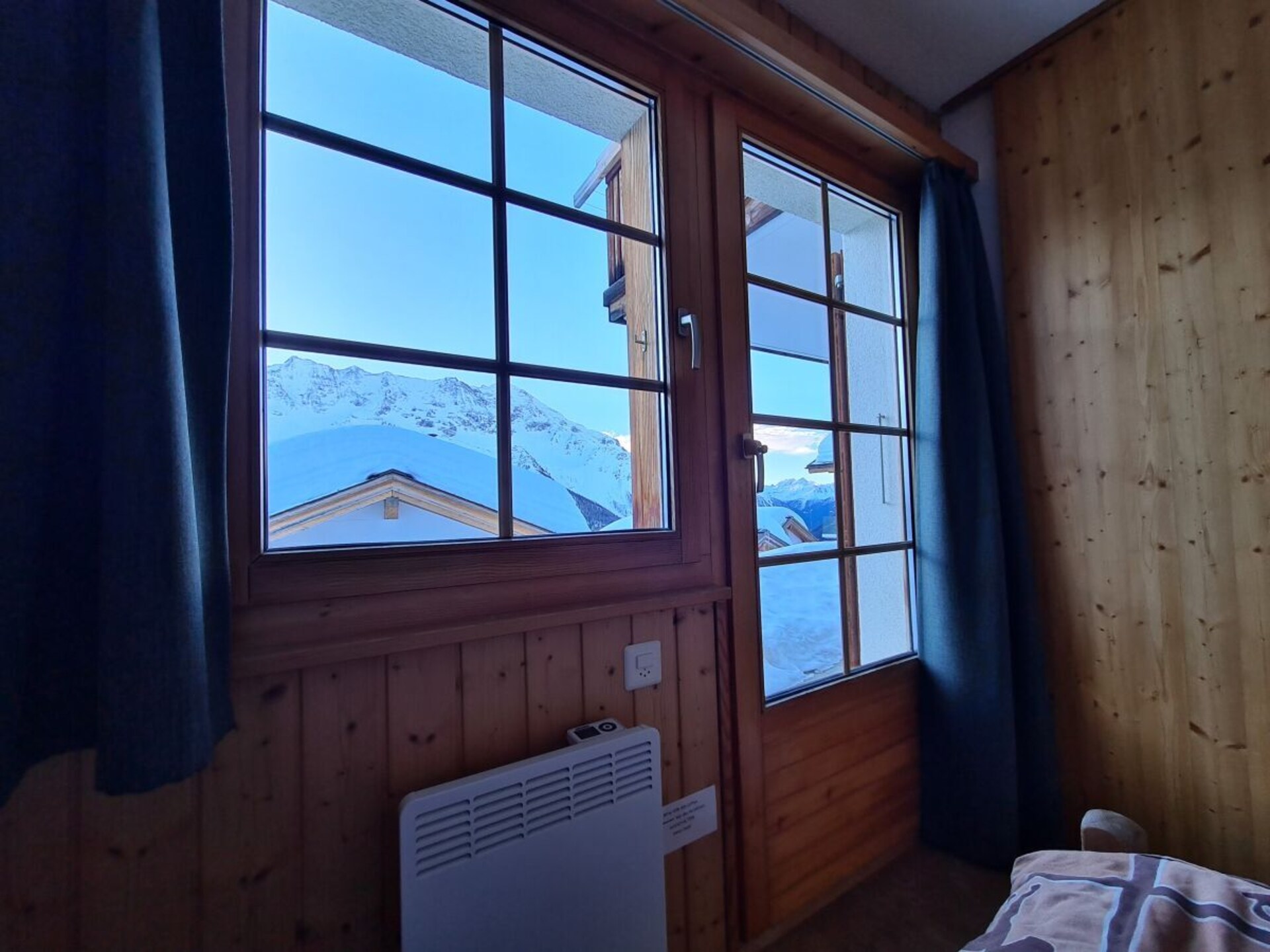 Chalet Paul in Wiler: 5-persoons met sauna en panoramisch bergzicht - foto 20