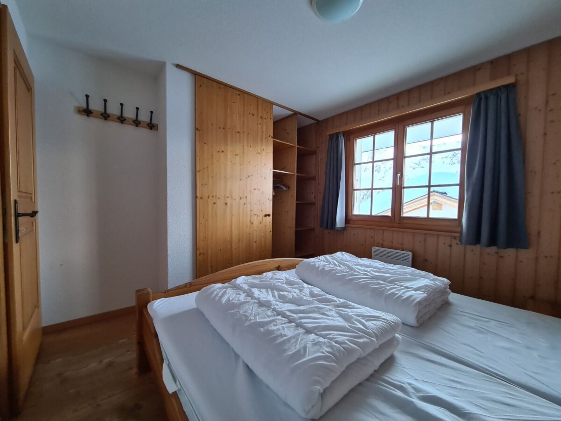 Chalet Paul in Wiler: 5-persoons met sauna en panoramisch bergzicht - foto 22