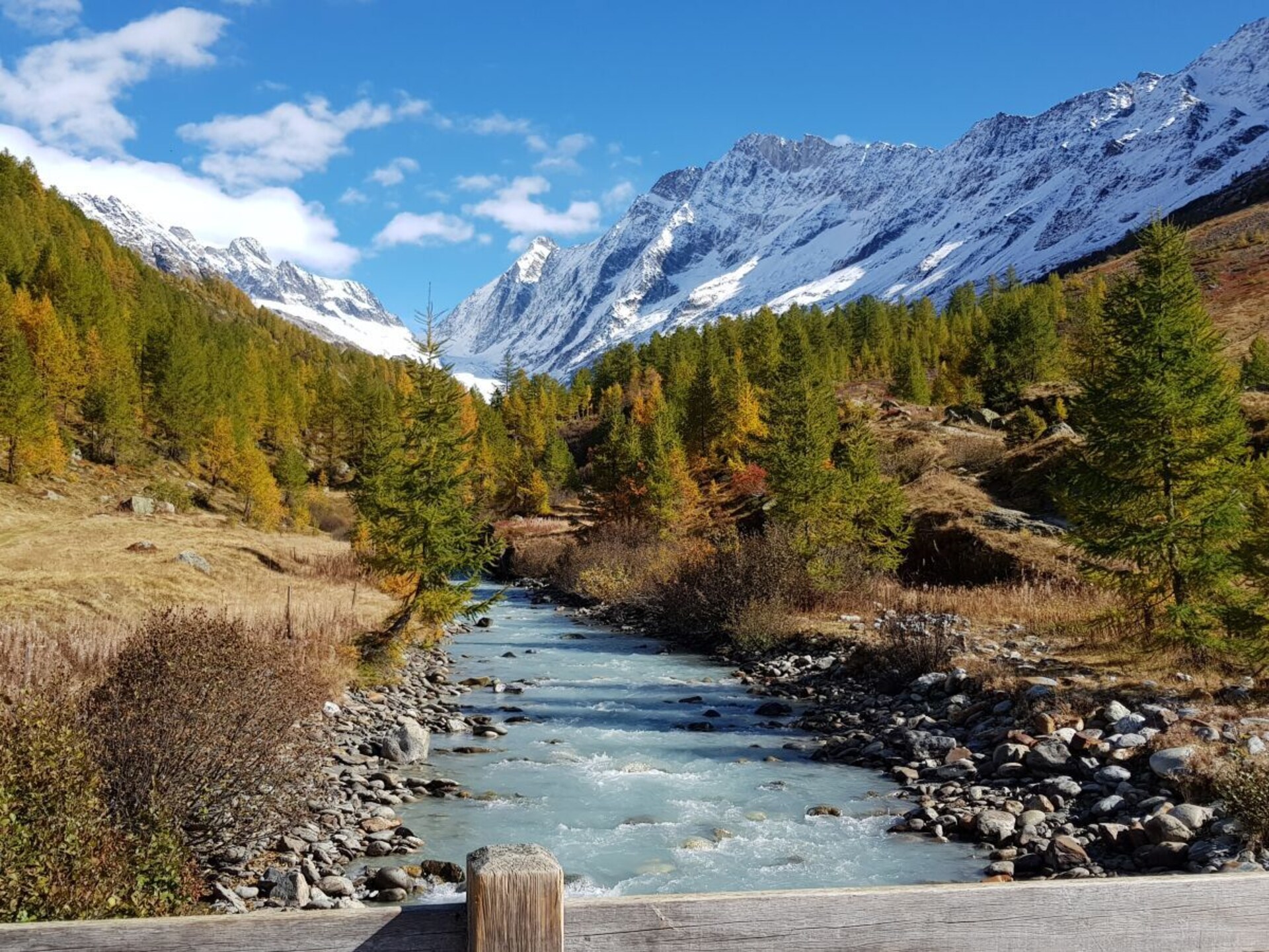 Chalet Paul in Wiler: 5-persoons met sauna en panoramisch bergzicht - foto 34