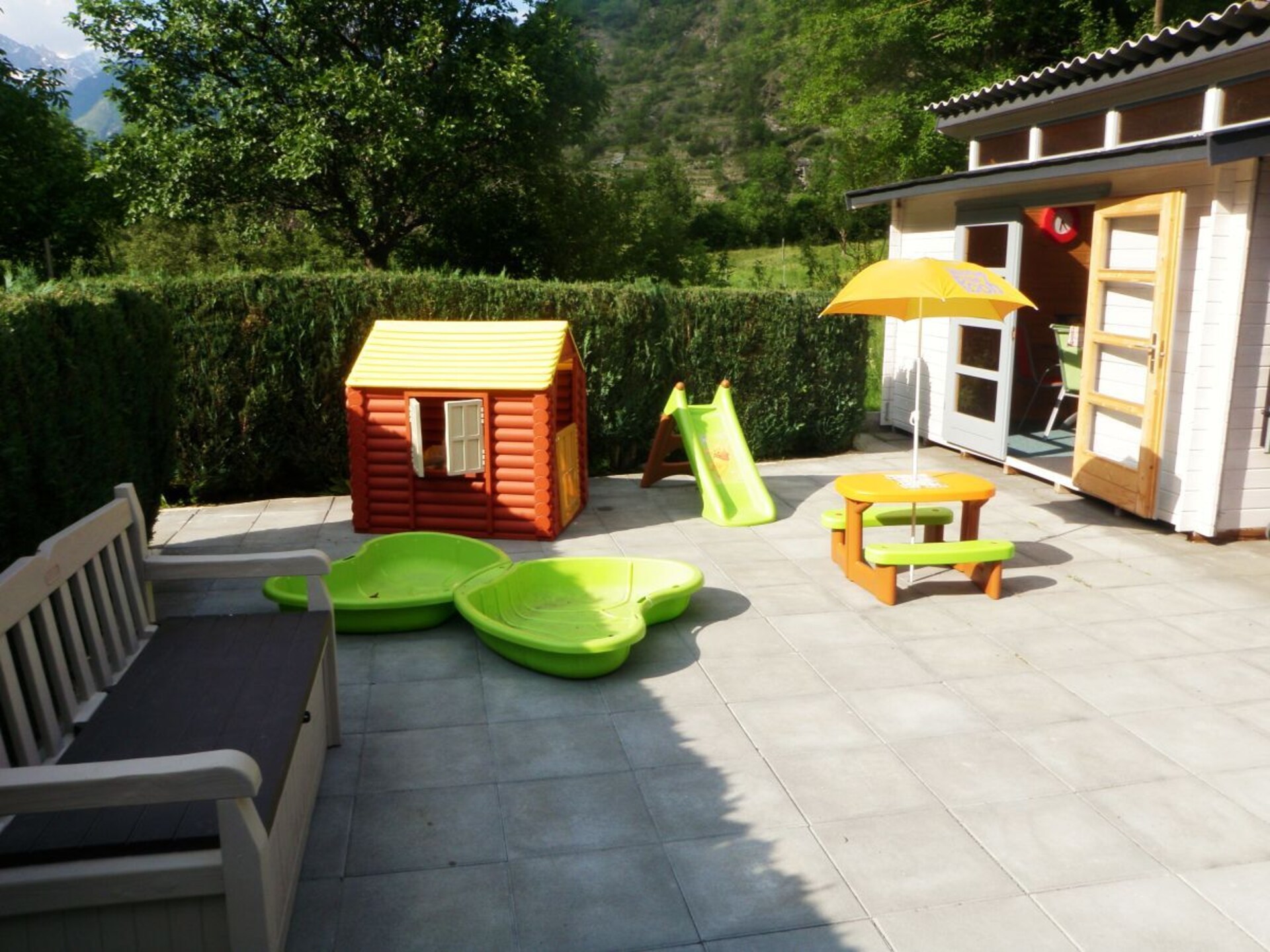 Luxe groepshuis met 6 themakamers in Visperterminen, Zwitserland - foto 1