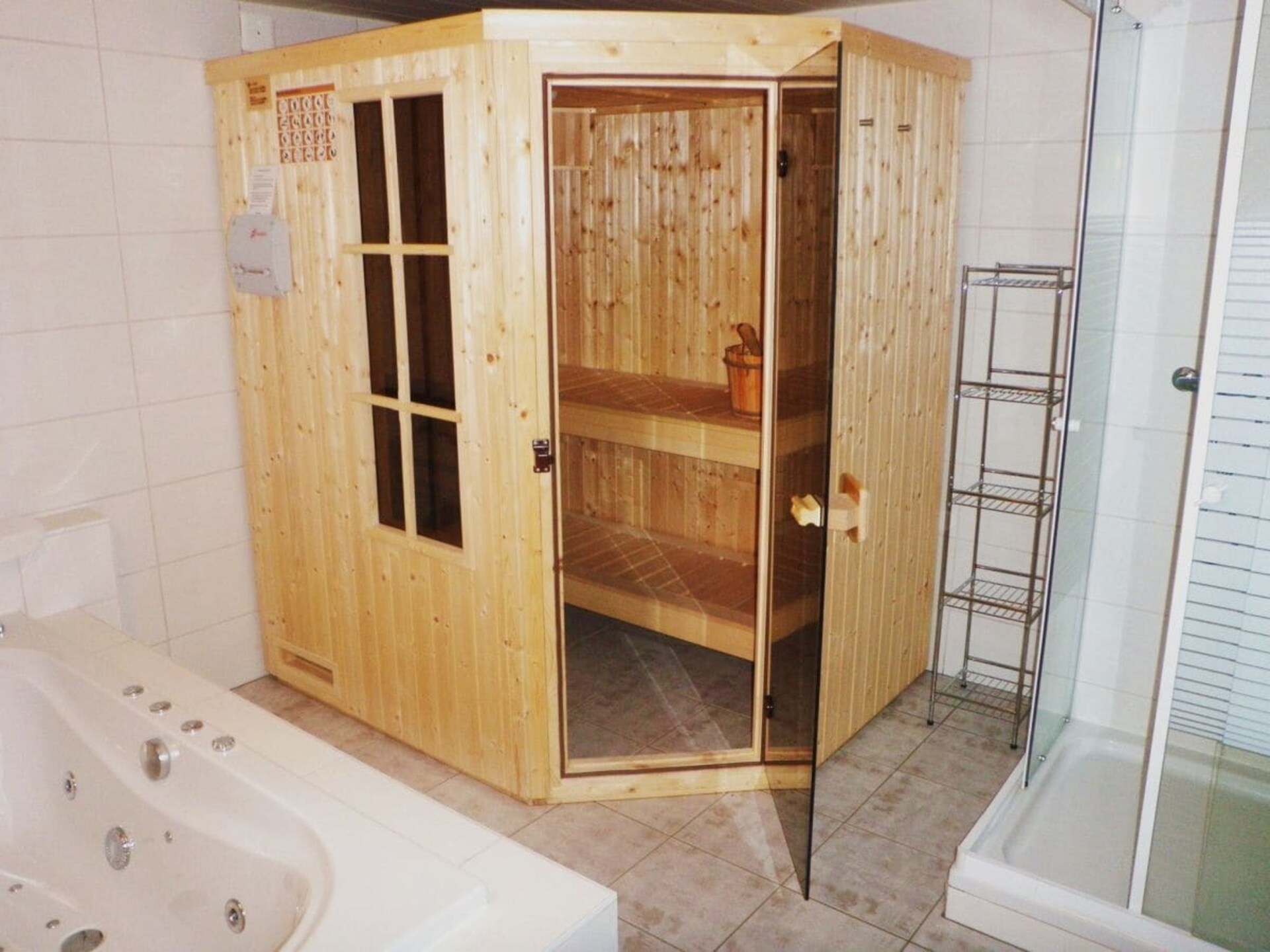 Luxe groepshuis met 6 themakamers in Visperterminen, Zwitserland - foto 18