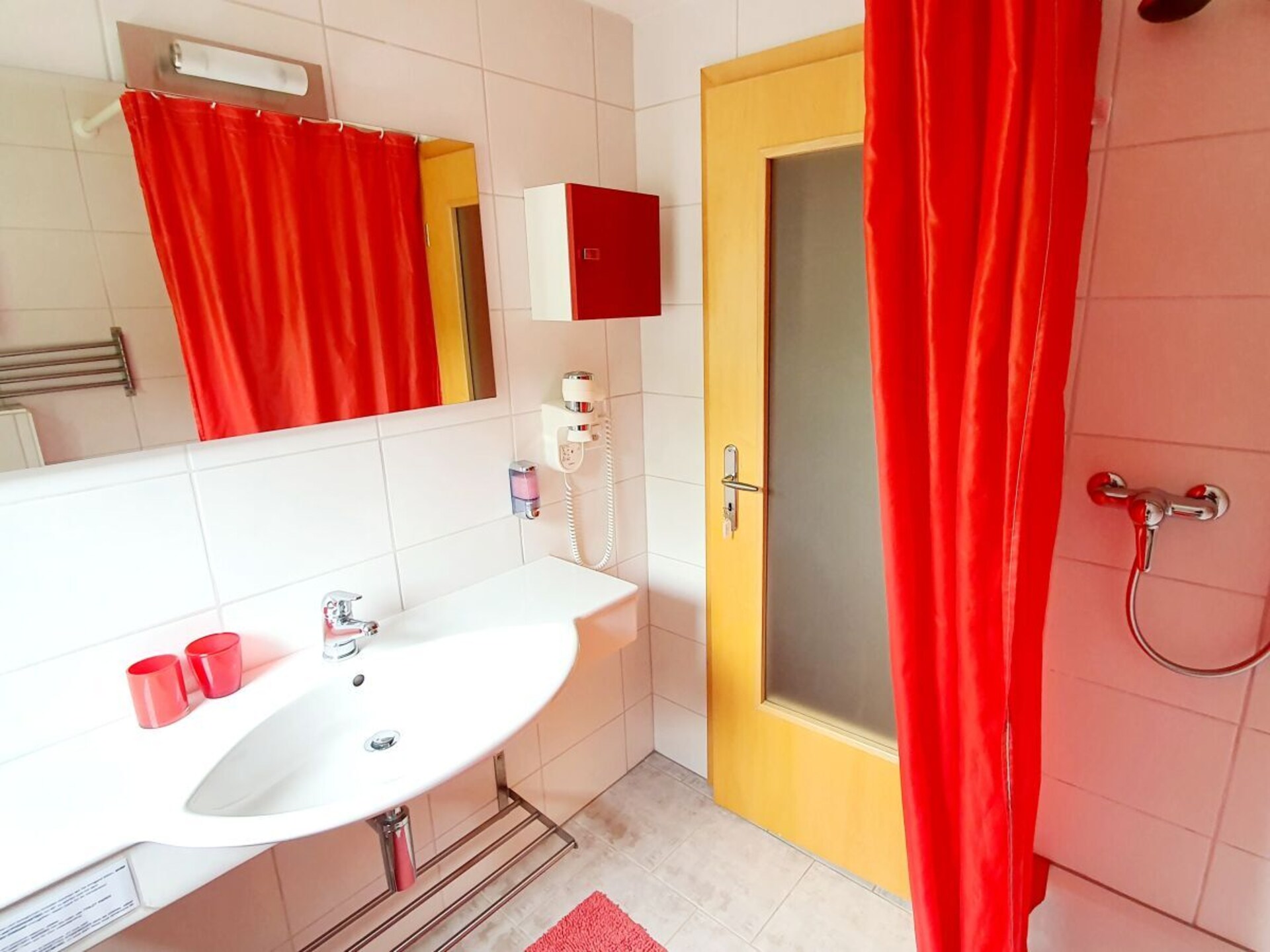 Luxe groepshuis met 6 themakamers in Visperterminen, Zwitserland - foto 24