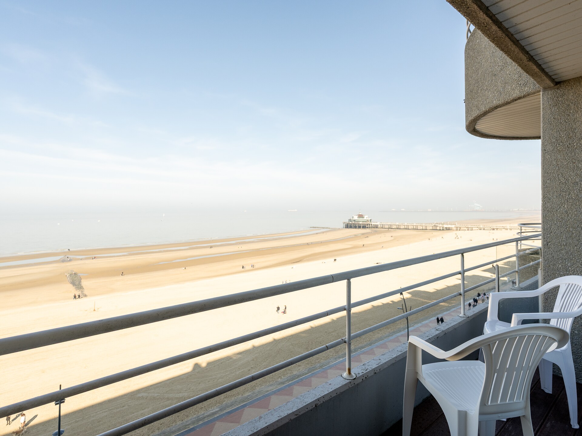 Continental F6: sfeervol appartement aan zee met panoramisch uitzicht in Blankenberge - foto 13