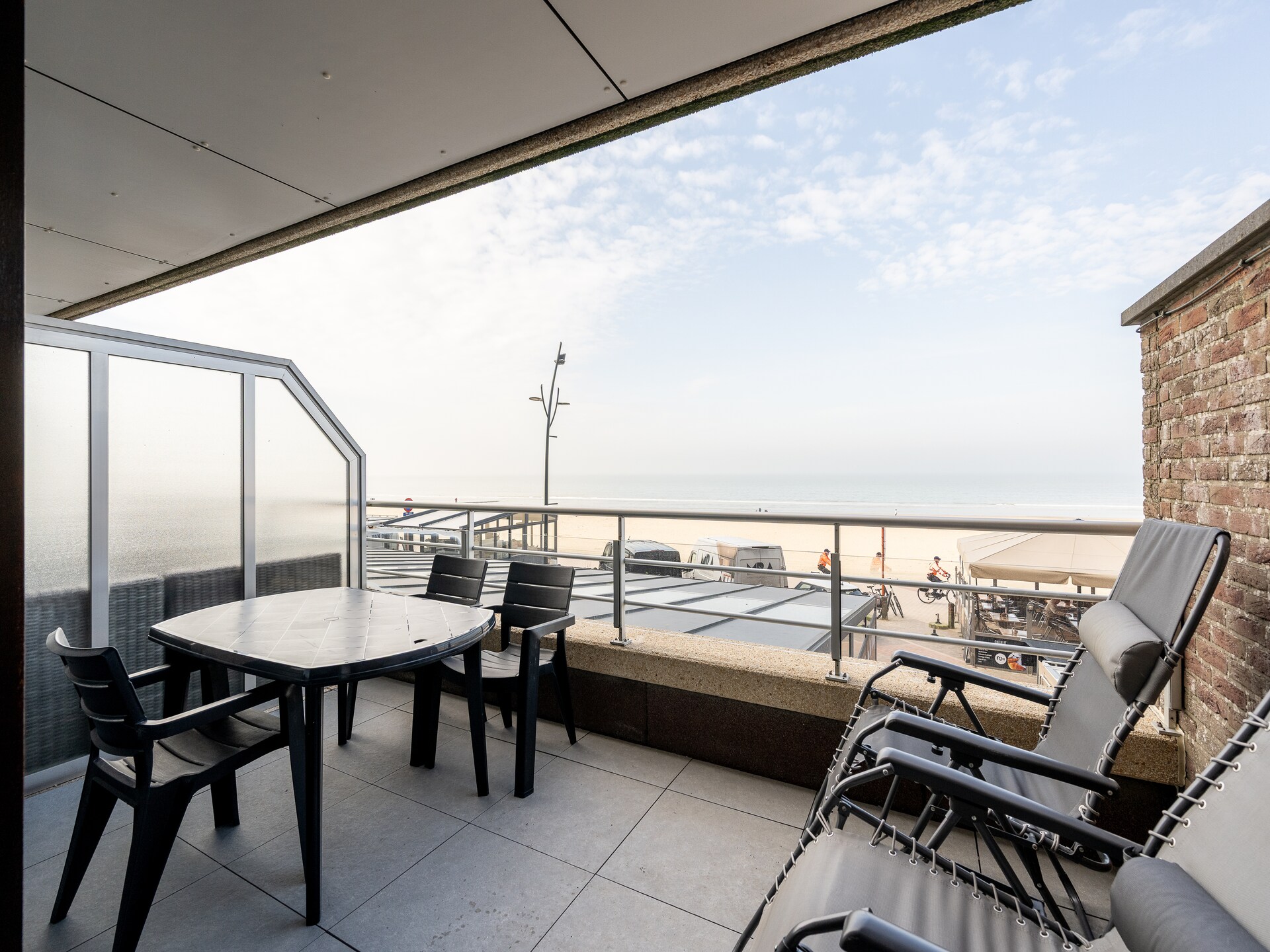 Romantisch appartement aan zee met panoramisch uitzicht en terras in Blankenberge - foto 5