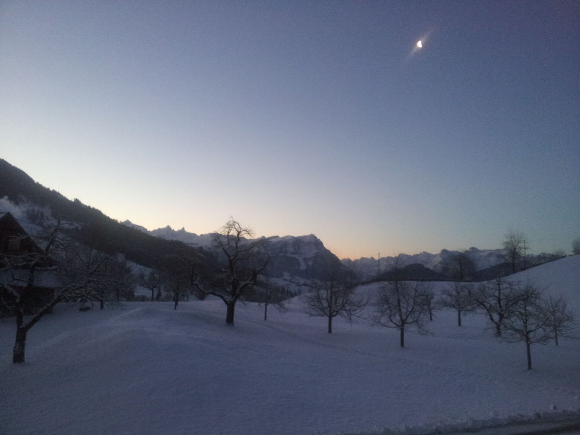 Knus appartement in Sattel met uitzicht op de bergen, vlakbij skilift - foto 12