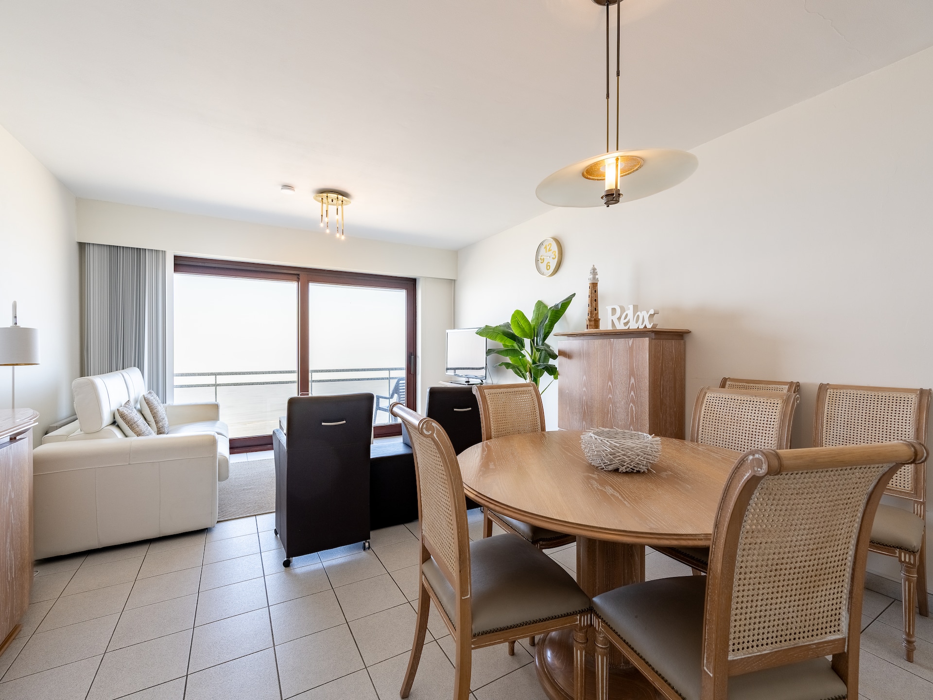 Zonovergoten appartement op 9e verdieping met panoramisch zeezicht in Blankenberge - foto 11