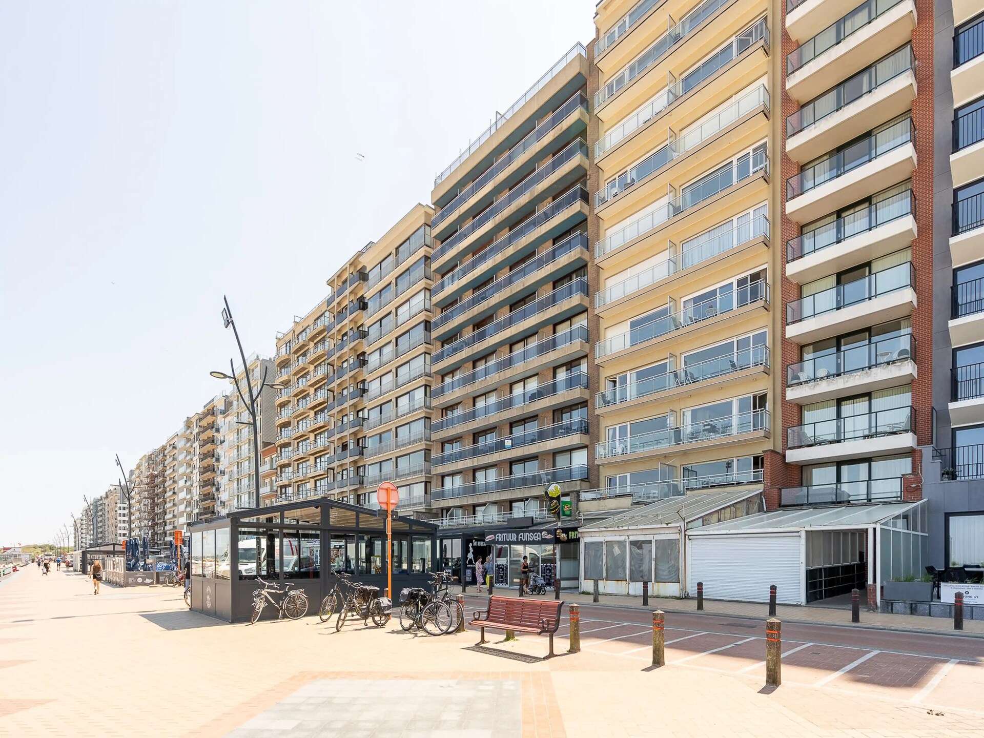 Zonovergoten appartement op 9e verdieping met panoramisch zeezicht in Blankenberge - foto 6