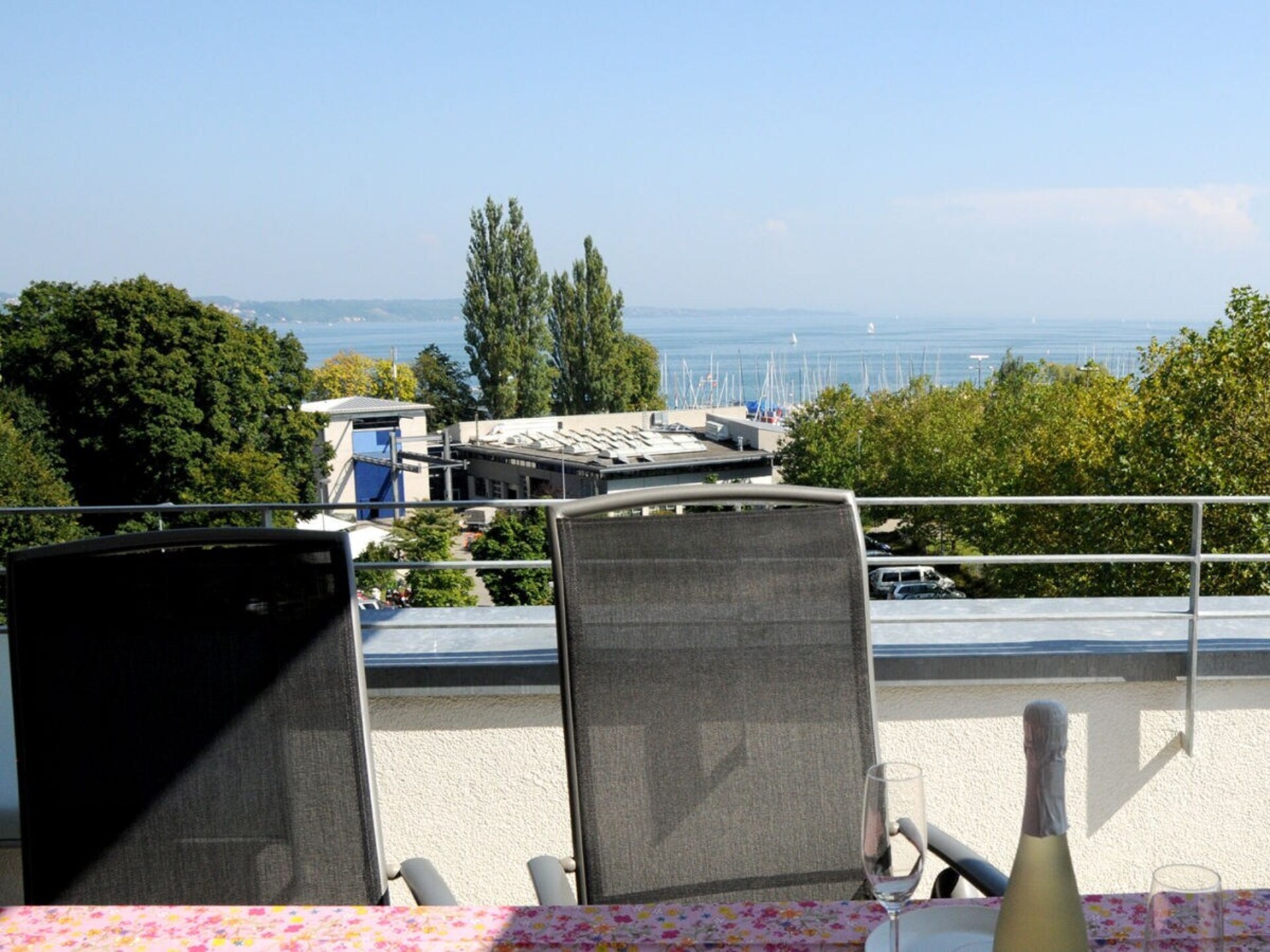 Modern vakantiehuis met panoramisch uitzicht op de Bodensee in Konstanz - foto 2