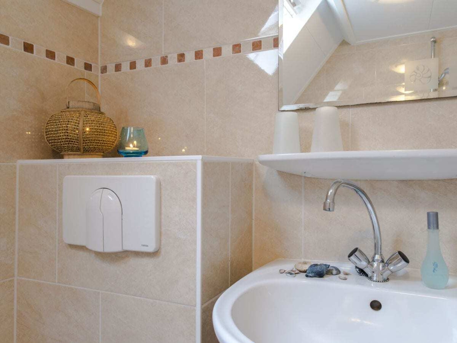 Vakantiehuis Aukje: familiehuis met unieke Vuurtorenkamer in hartje Nes - foto 25