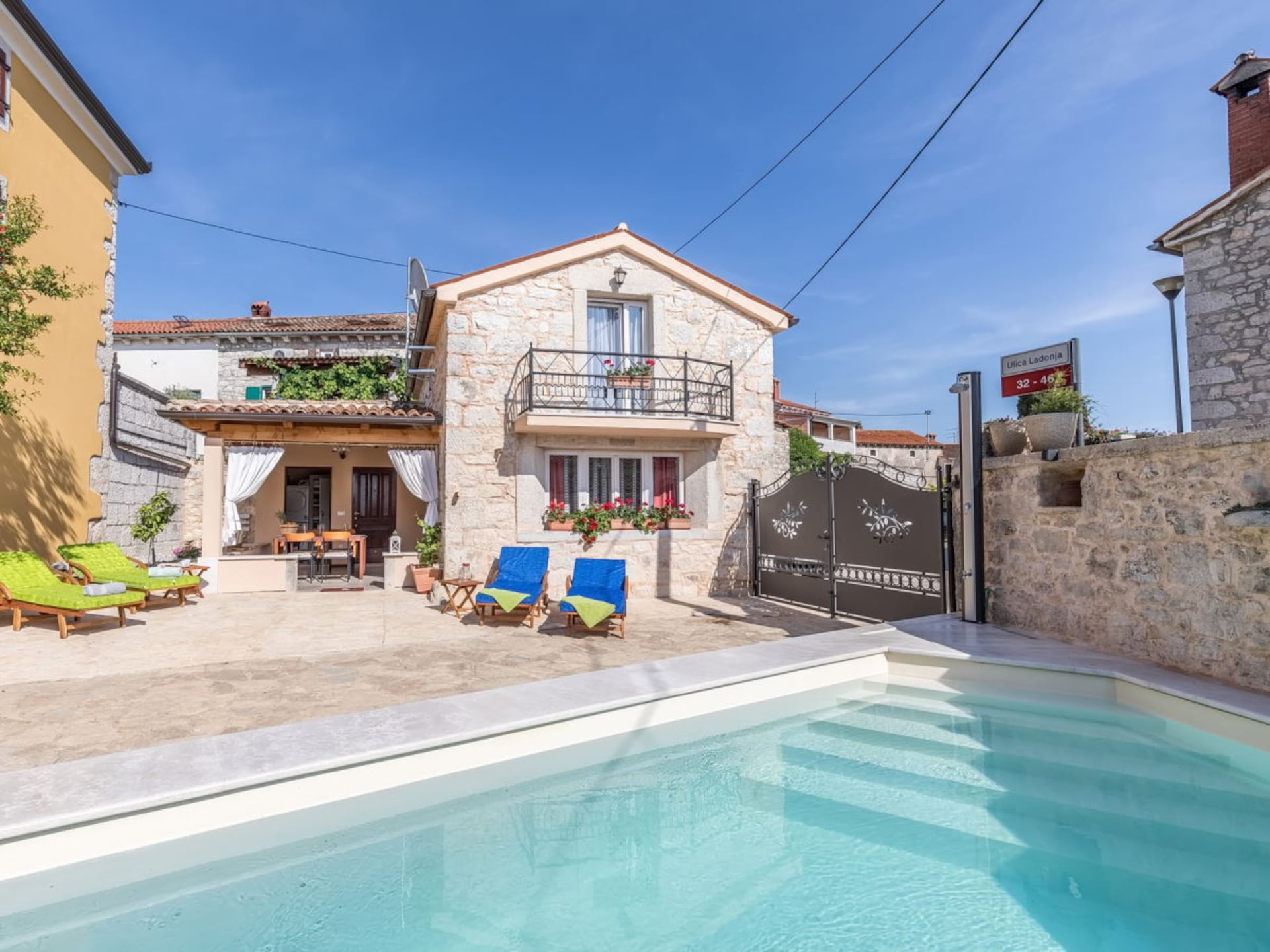 Vakantiehuis Casa Ladiona met zwembad in Porec-Varvari - foto 1
