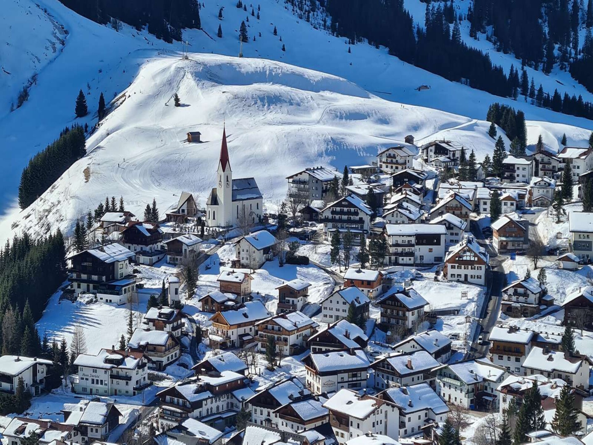 Luxe appartement met privé-sauna en buitenbad in Berwang, direct aan de piste - foto 15