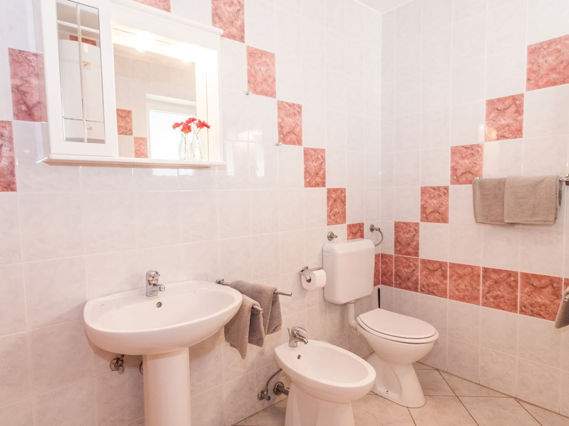 Knus appartement bij zee en historisch Poreč - foto 9