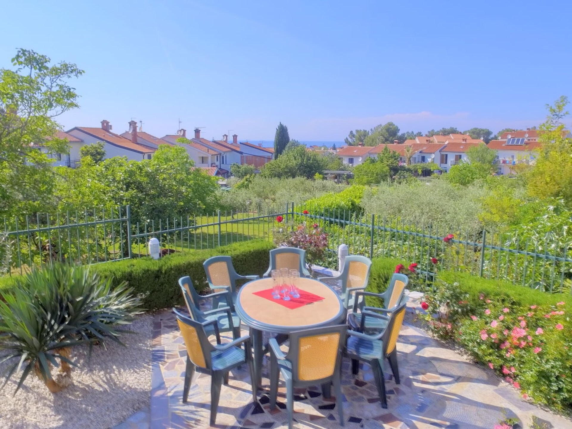 Exclusief appartement Mozart in Poreč met zeezicht en tuin - foto 2
