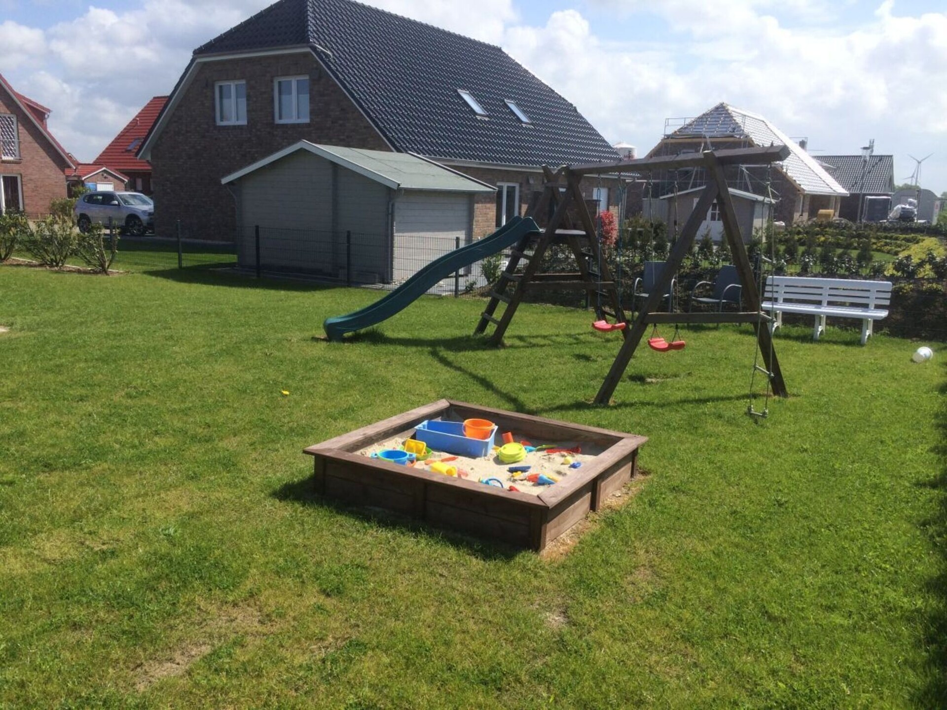 Licht vakantiehuis met balkon, op loopafstand van centrum Carolinensiel - foto 14