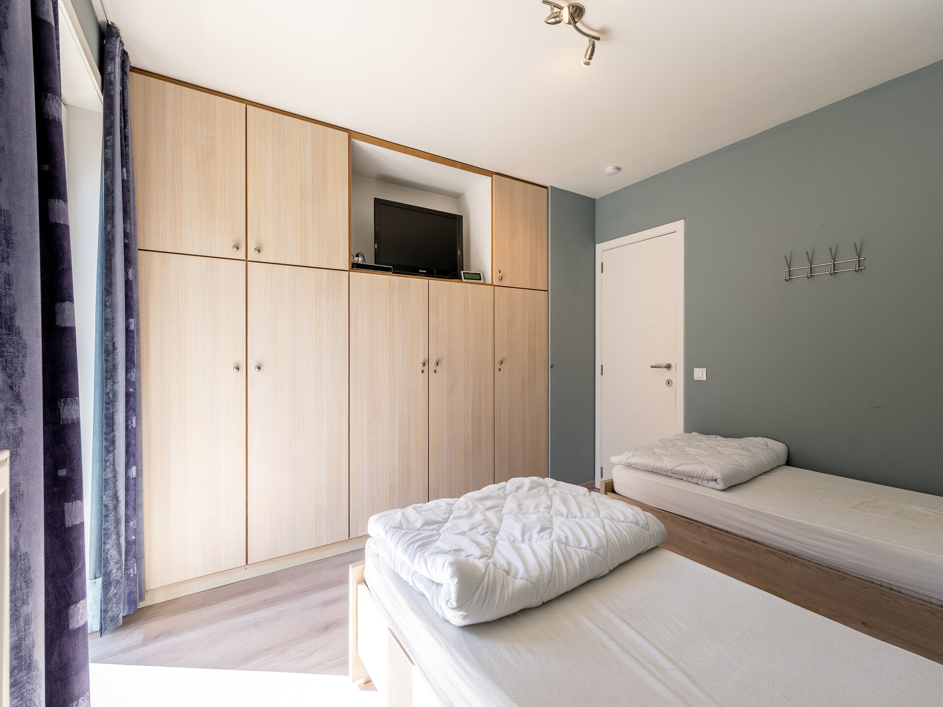 Modern appartement in Blankenberge met zijdelings zeezicht, terras en parkeerplaats - foto 11