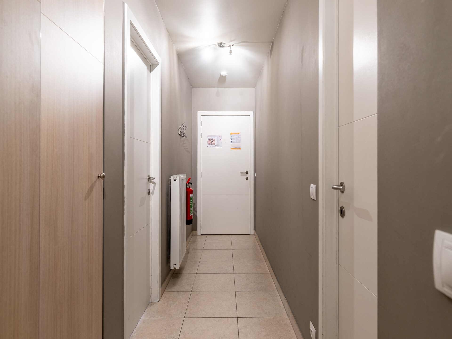 Modern appartement in Blankenberge met zijdelings zeezicht, terras en parkeerplaats - foto 10