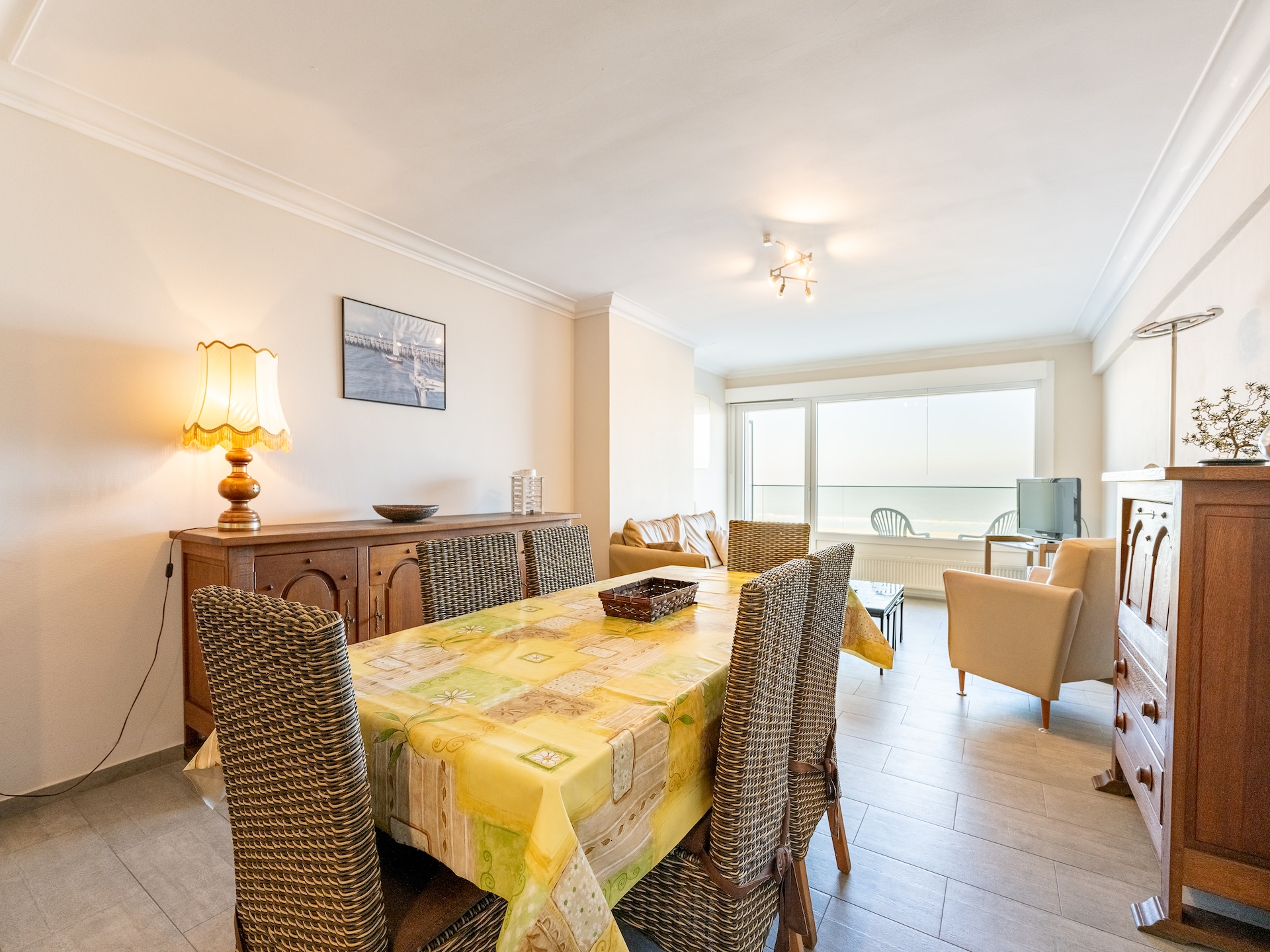 Appartement aan zee in Blankenberge met 2 slaapkamers en terras - foto 2