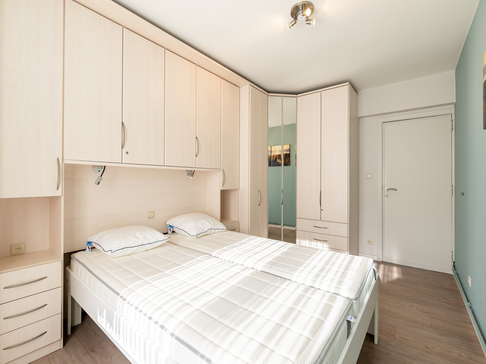 Zonovergoten appartement met weids zeezicht op de Zeedijk van Blankenberge - foto 16