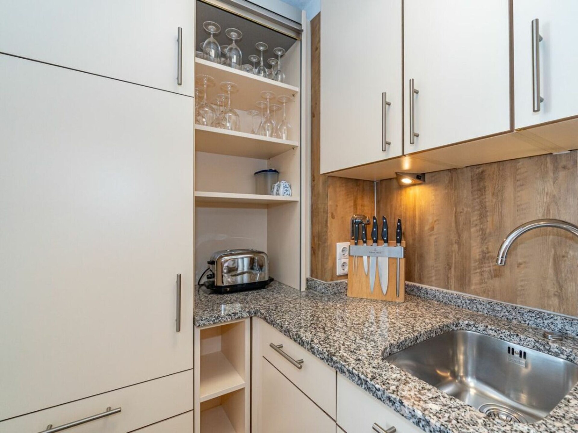 Appartement 15 Haus Dünenburg: knus verblijf met balkon op het oosten - foto 11