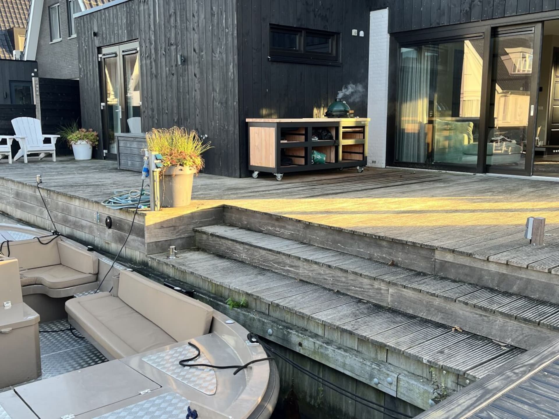 Moderne watervilla met 4 slaapkamers en eigen aanlegsteiger in Stavoren - foto 9