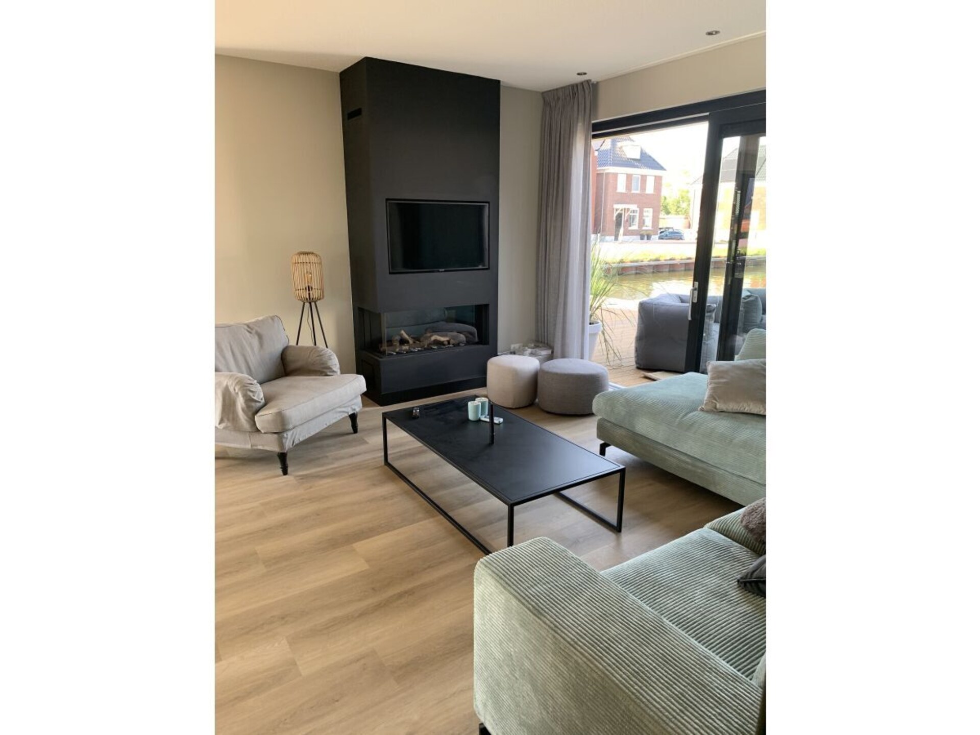 Moderne watervilla met 4 slaapkamers en eigen aanlegsteiger in Stavoren - foto 14