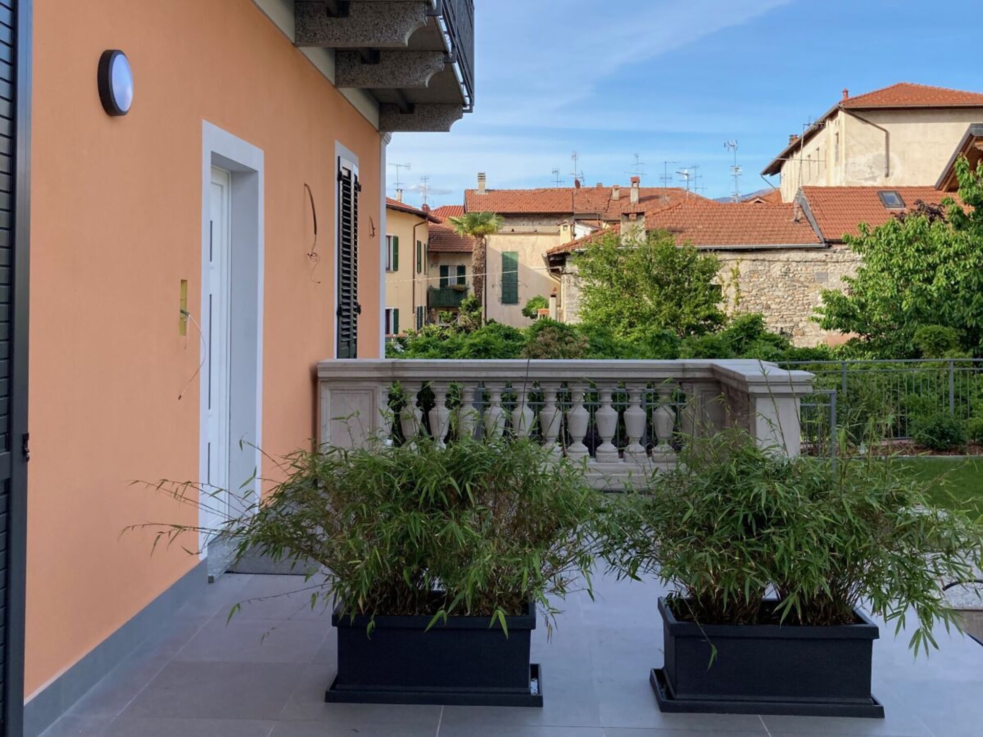 Stijlvol appartement met terras, tuin en zicht op het Lago Maggiore - foto 7