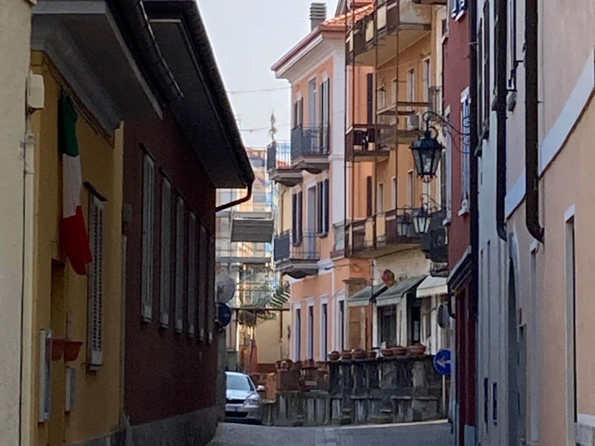 Stijlvol appartement met terras, tuin en zicht op het Lago Maggiore - foto 14