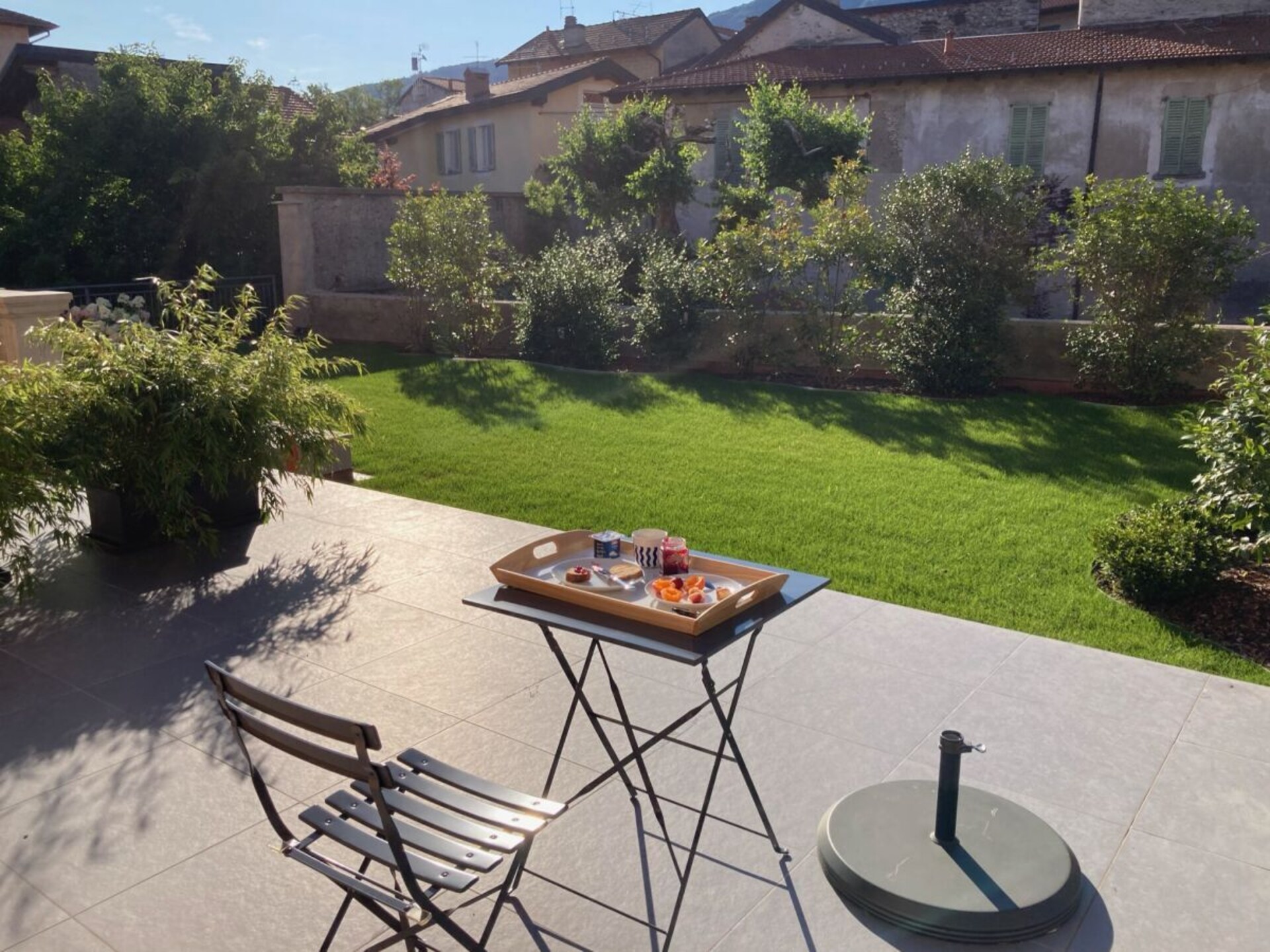 Stijlvol appartement met terras, tuin en zicht op het Lago Maggiore - foto 27