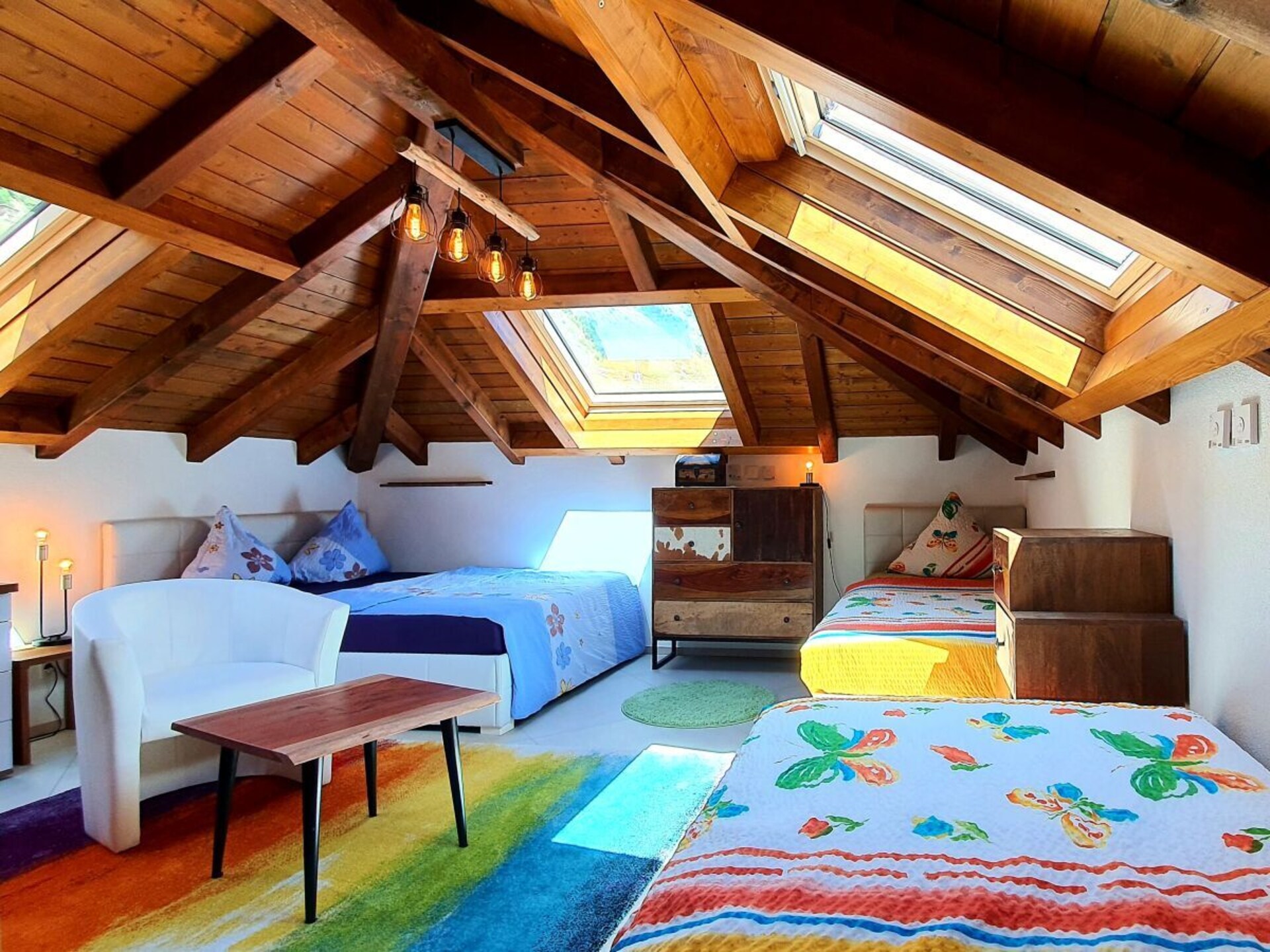 Ruime 7-slaapkamer villa met romantische bogen en bergzicht in Steg - foto 29