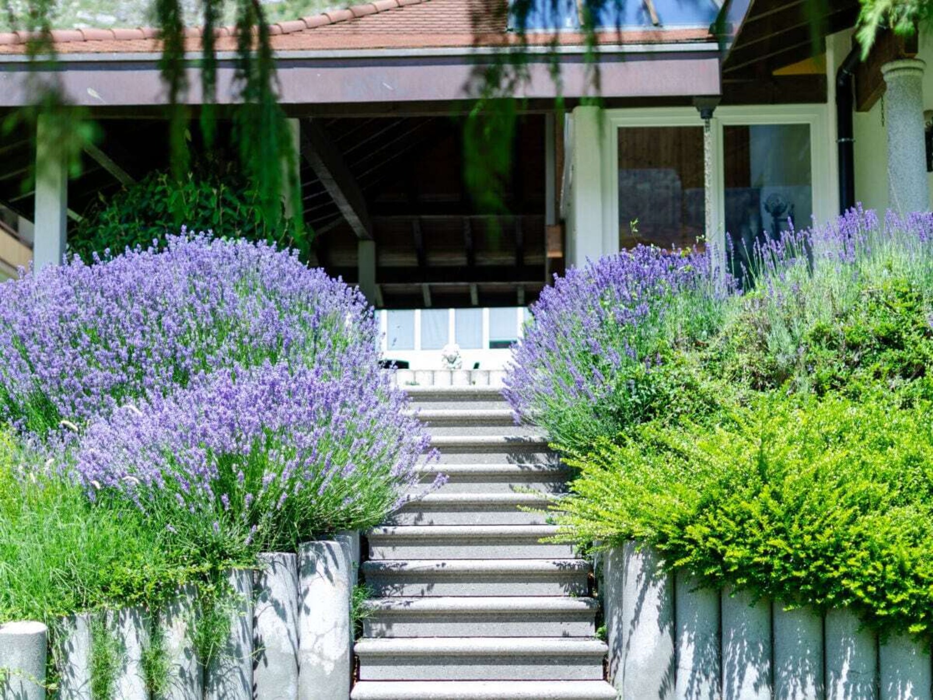 Ruime 7-slaapkamer villa met romantische bogen en bergzicht in Steg - foto 45