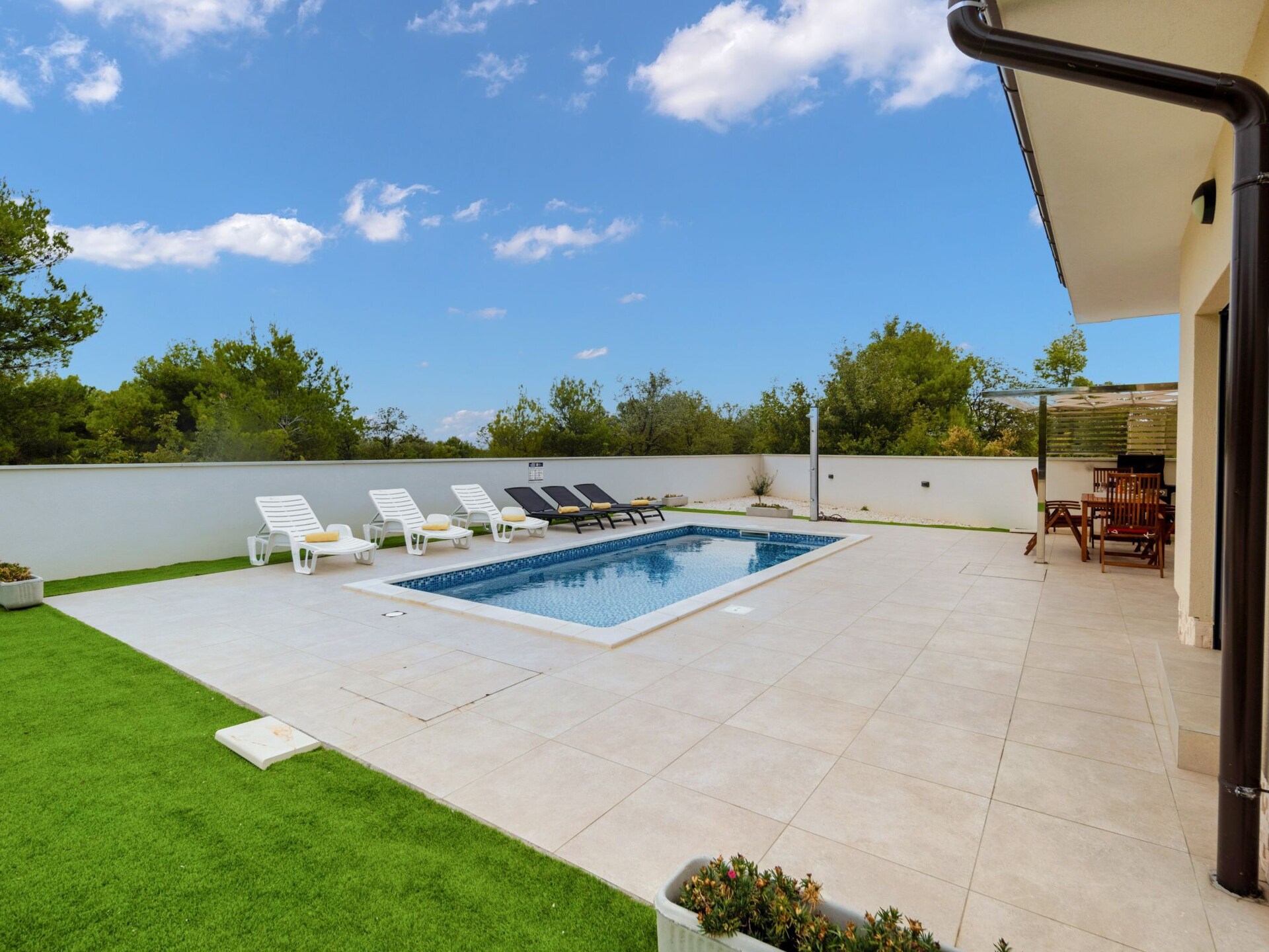 Moderne villa met privézwembad nabij Šibenik voor 6 personen - foto 28