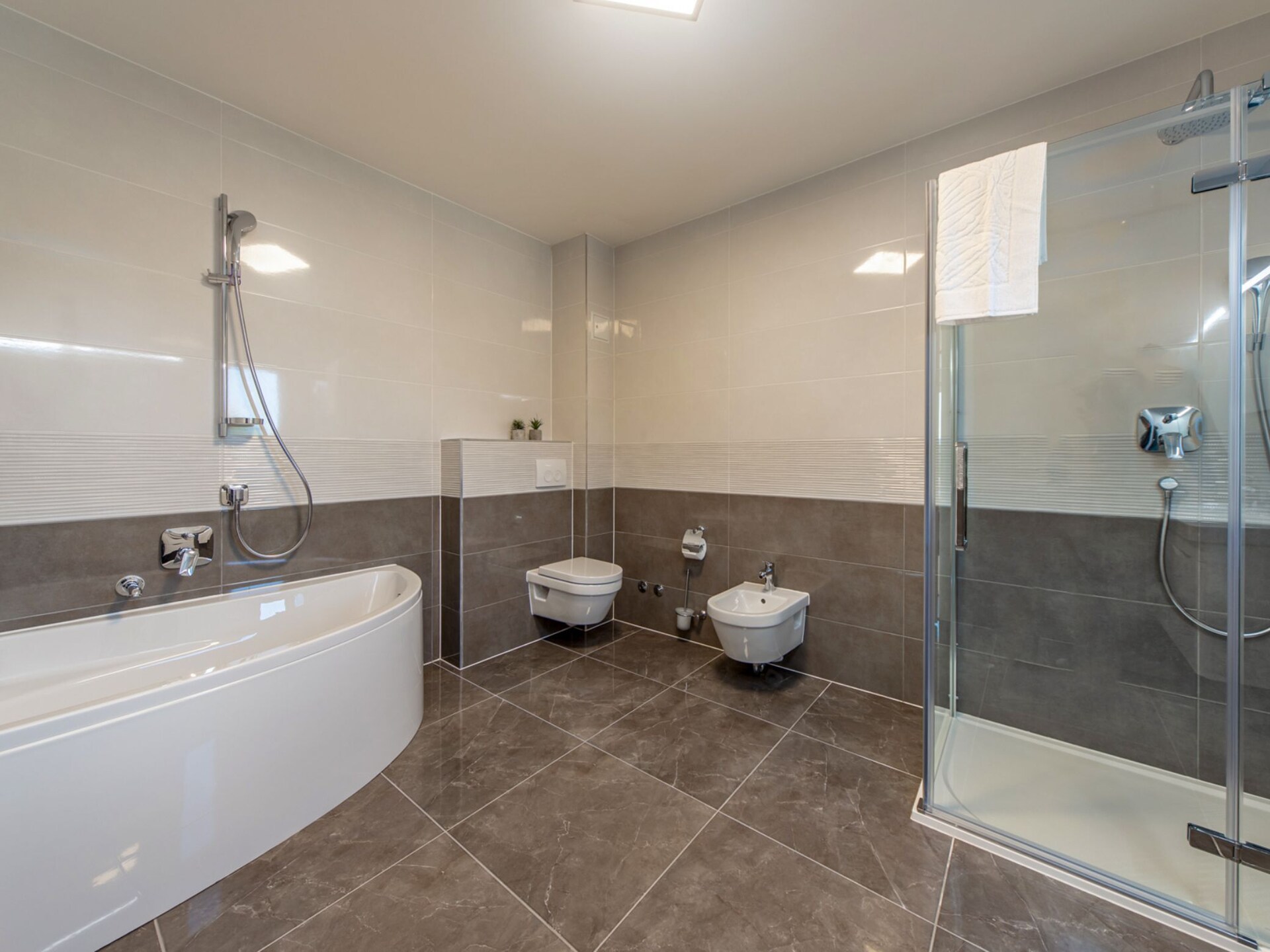 Villa Shaula: Modern 5-kamer villa met zwembad, sauna & gym nabij Šibenik - foto 18