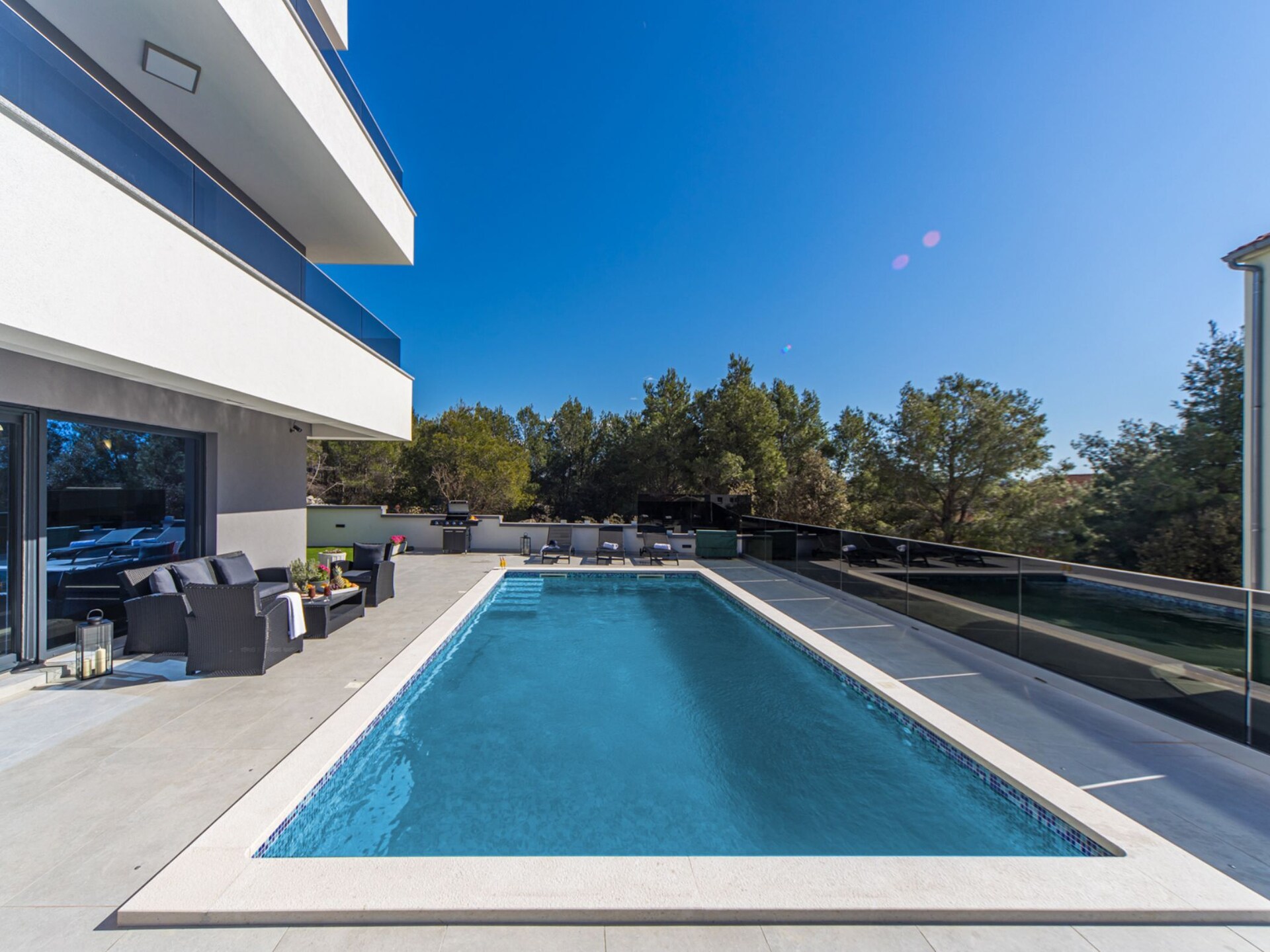 Villa Shaula: Modern 5-kamer villa met zwembad, sauna & gym nabij Šibenik - foto 35