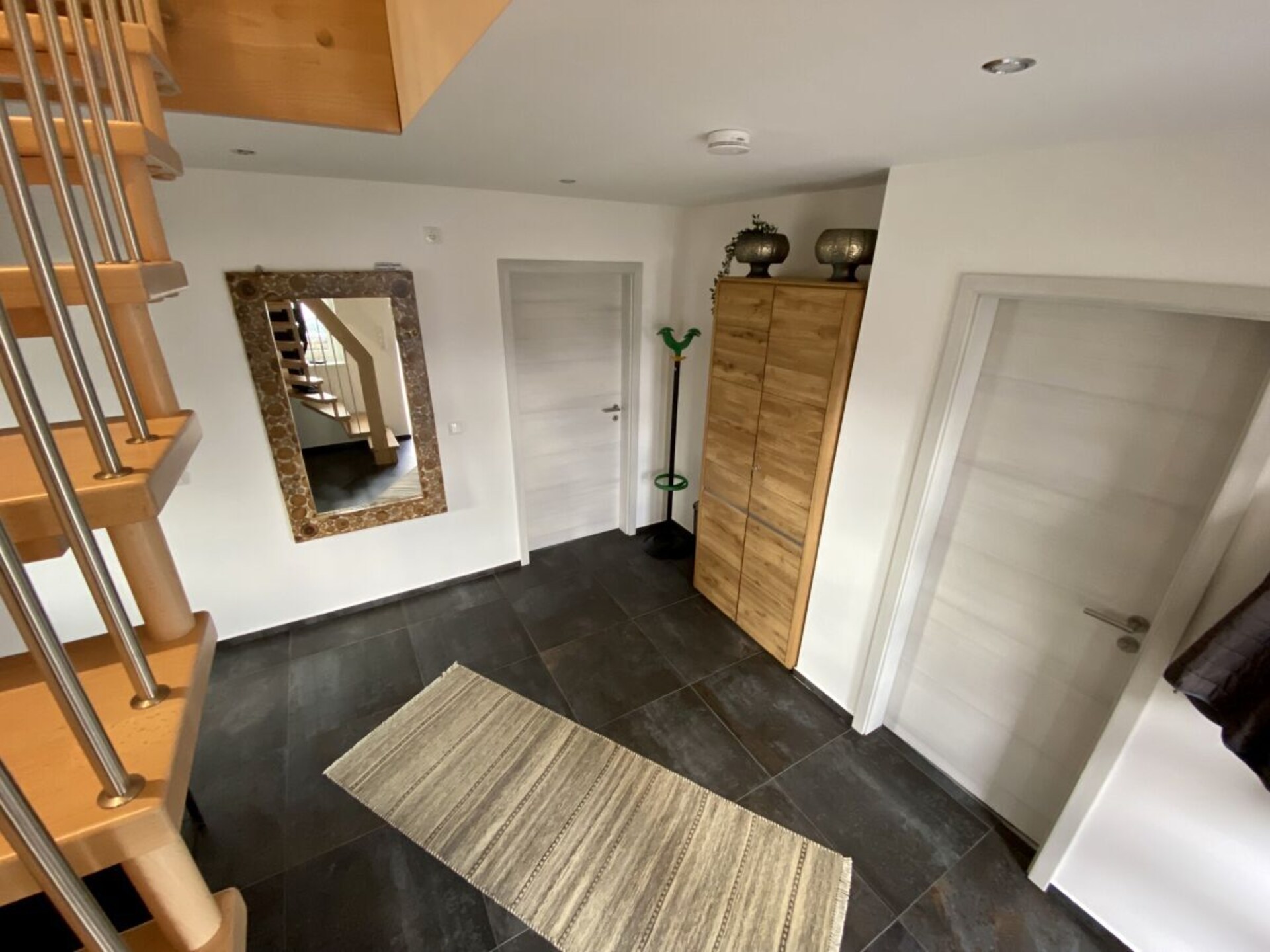 Modern houten vakantiehuis met sauna en zicht op het Great Warinermeer - foto 9