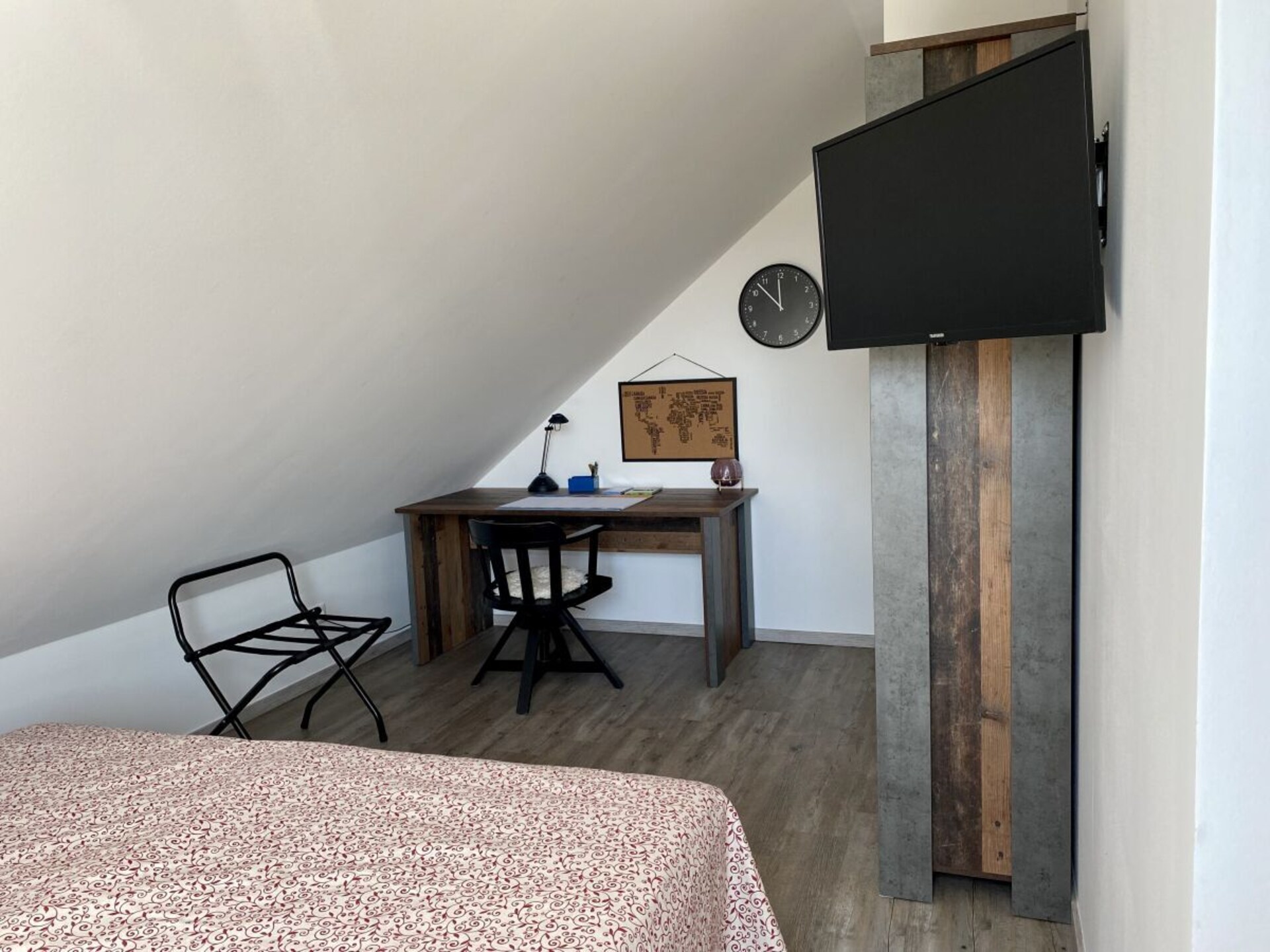 Modern houten vakantiehuis met sauna en zicht op het Great Warinermeer - foto 23