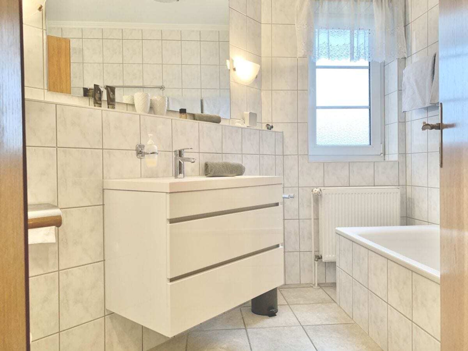 Rustiek appartement met zwembad, sauna en balkon op 800m van strand - foto 12