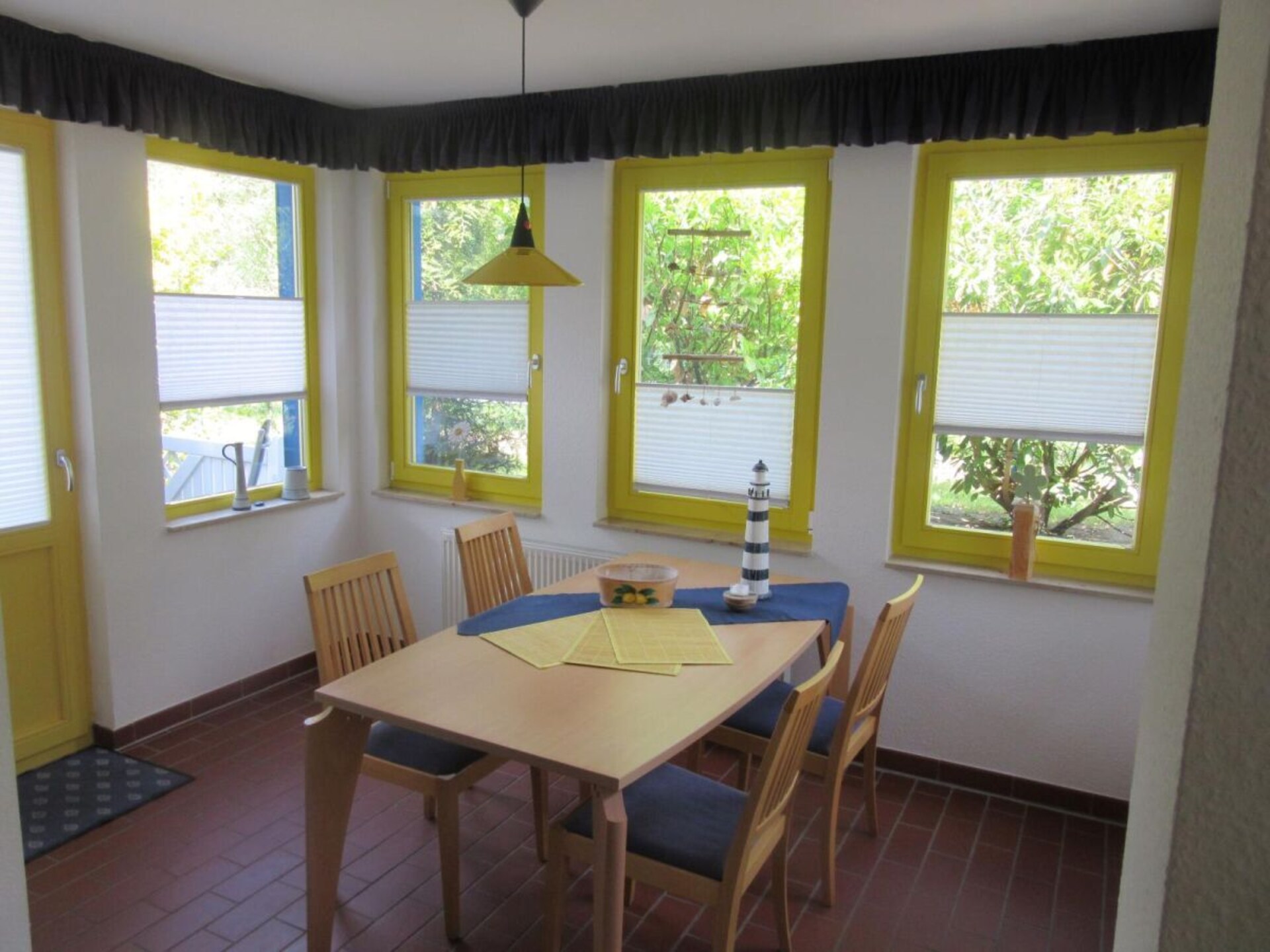 Modern appartement op de begane grond met terras, vlakbij het strand - foto 8
