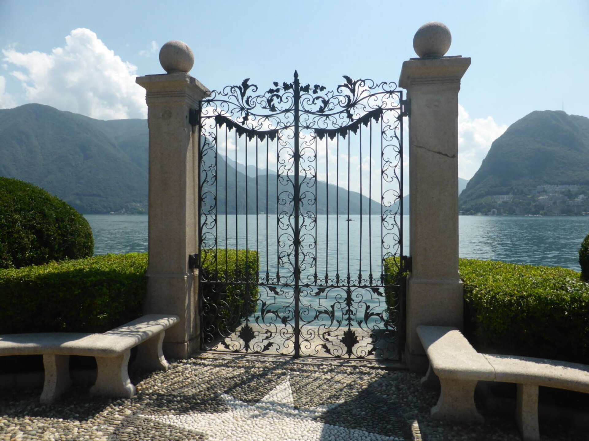 Smaakvol huis aan het Meer van Lugano met privéstrand en panoramisch terras - foto 31