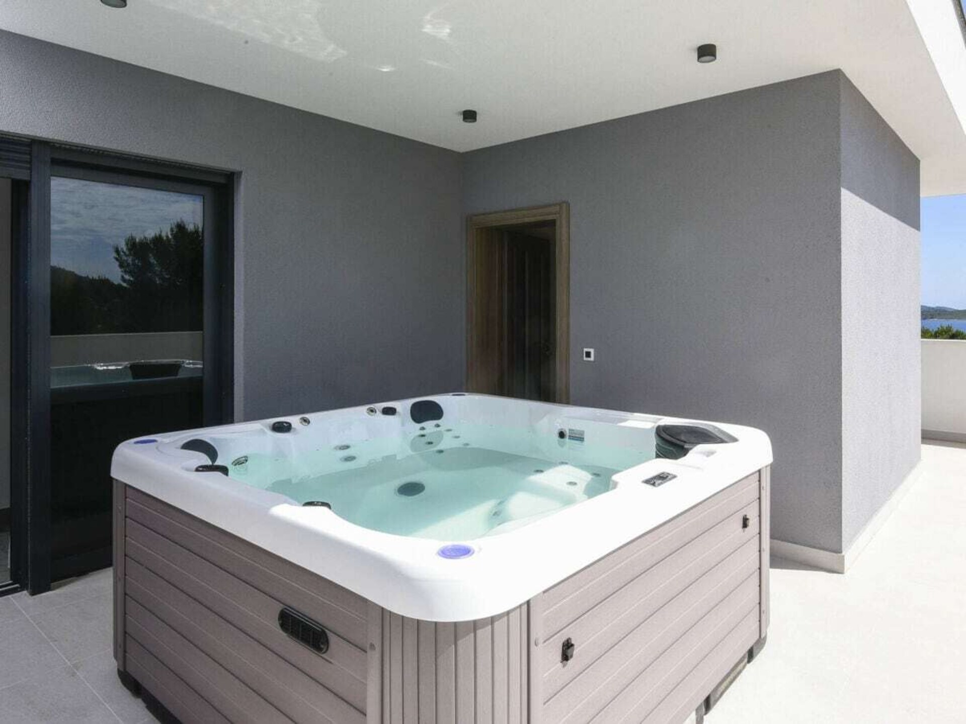 Moderne villa met privézwembad, sauna & zeezicht in Stankovic - foto 56