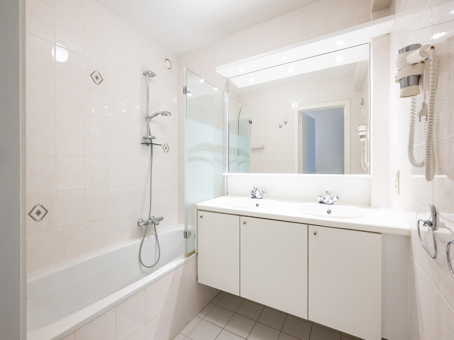 Appartement LECOMTE 7D: modern vakantieverblijf met zeezicht in Blankenberge - foto 15