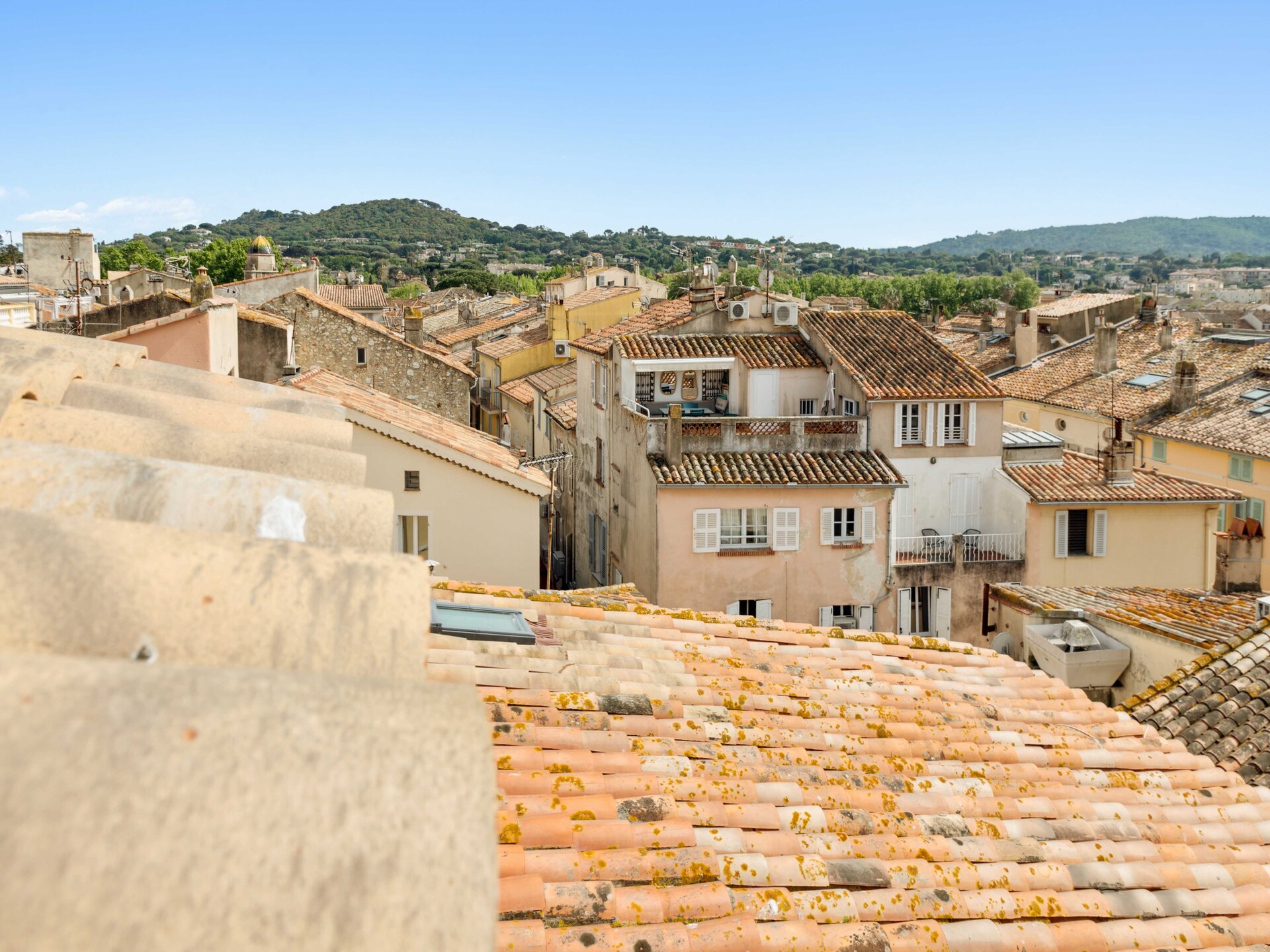 Charmant appartement in hartje Saint-Tropez met zeezicht voor 4 personen - foto 29