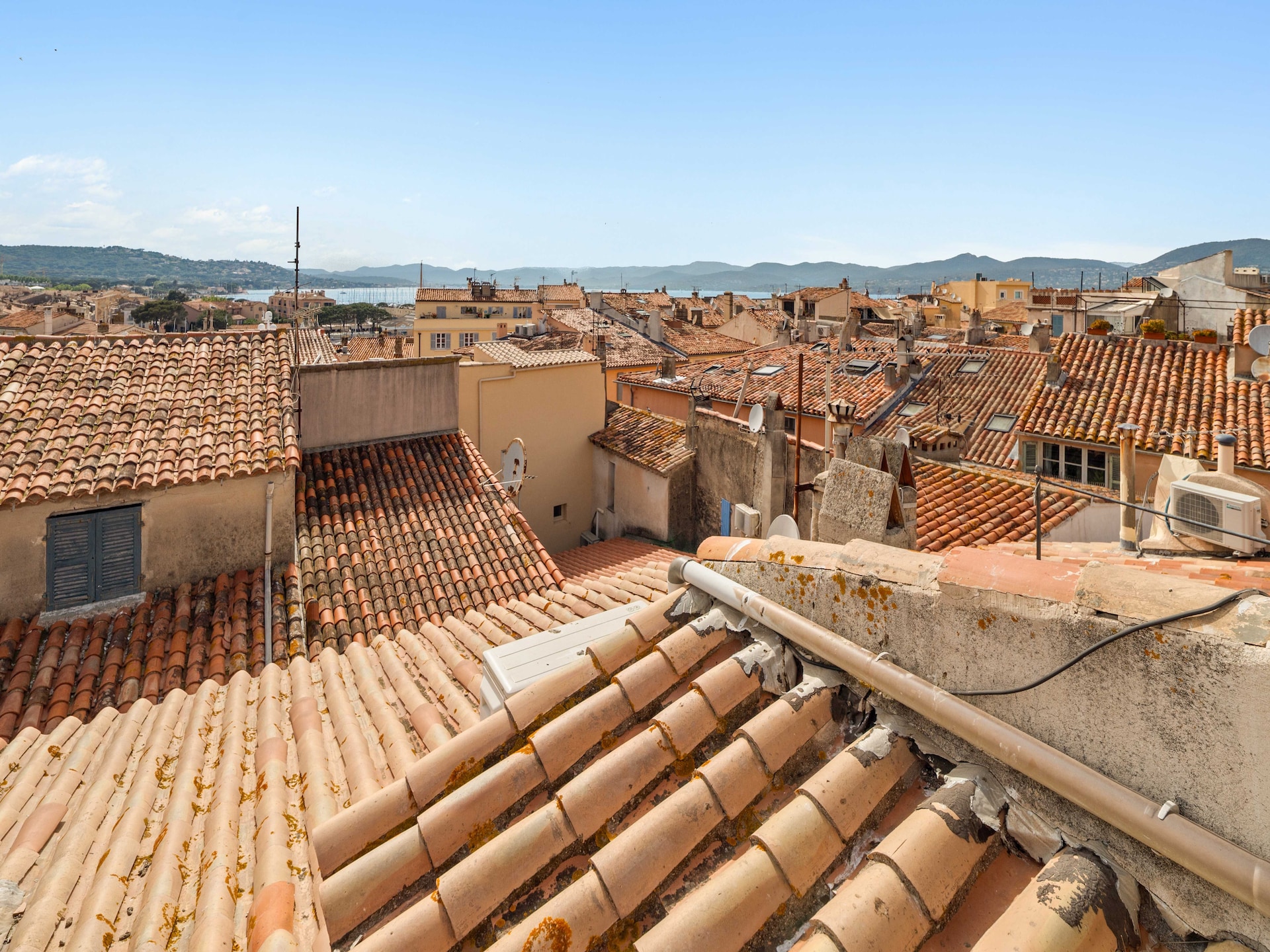 Charmant appartement in hartje Saint-Tropez met zeezicht voor 4 personen - foto 31