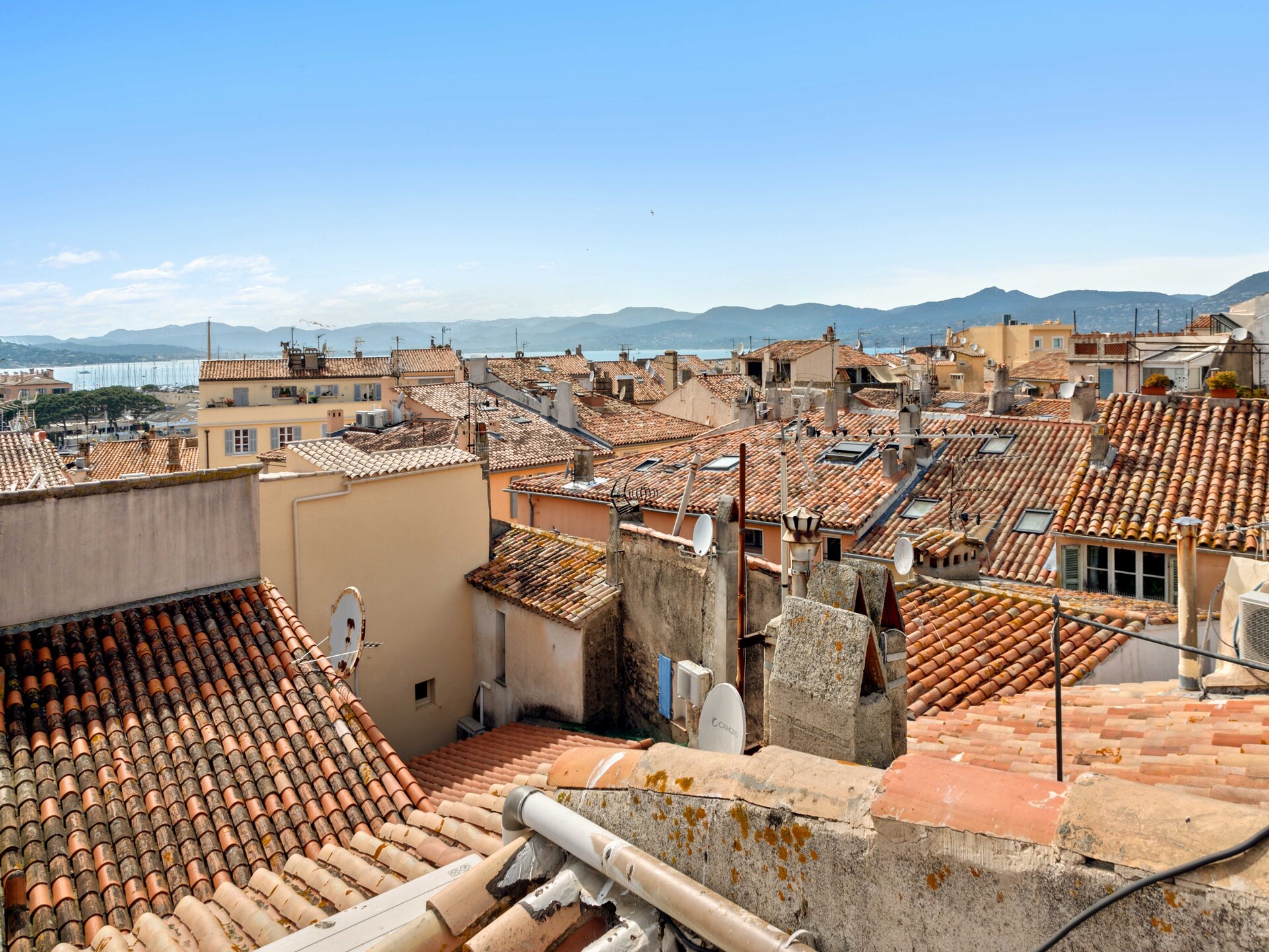 Charmant appartement in hartje Saint-Tropez met zeezicht voor 4 personen - foto 33
