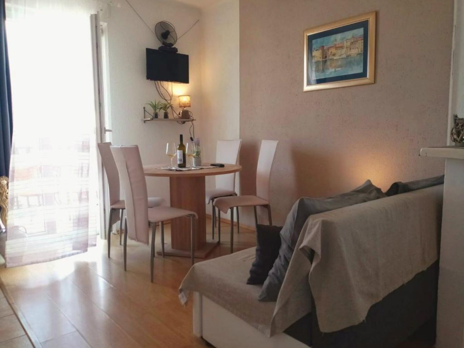 Appartement aan zee in Slatine met balkon en uitzicht op de Adriatische Zee - foto 9