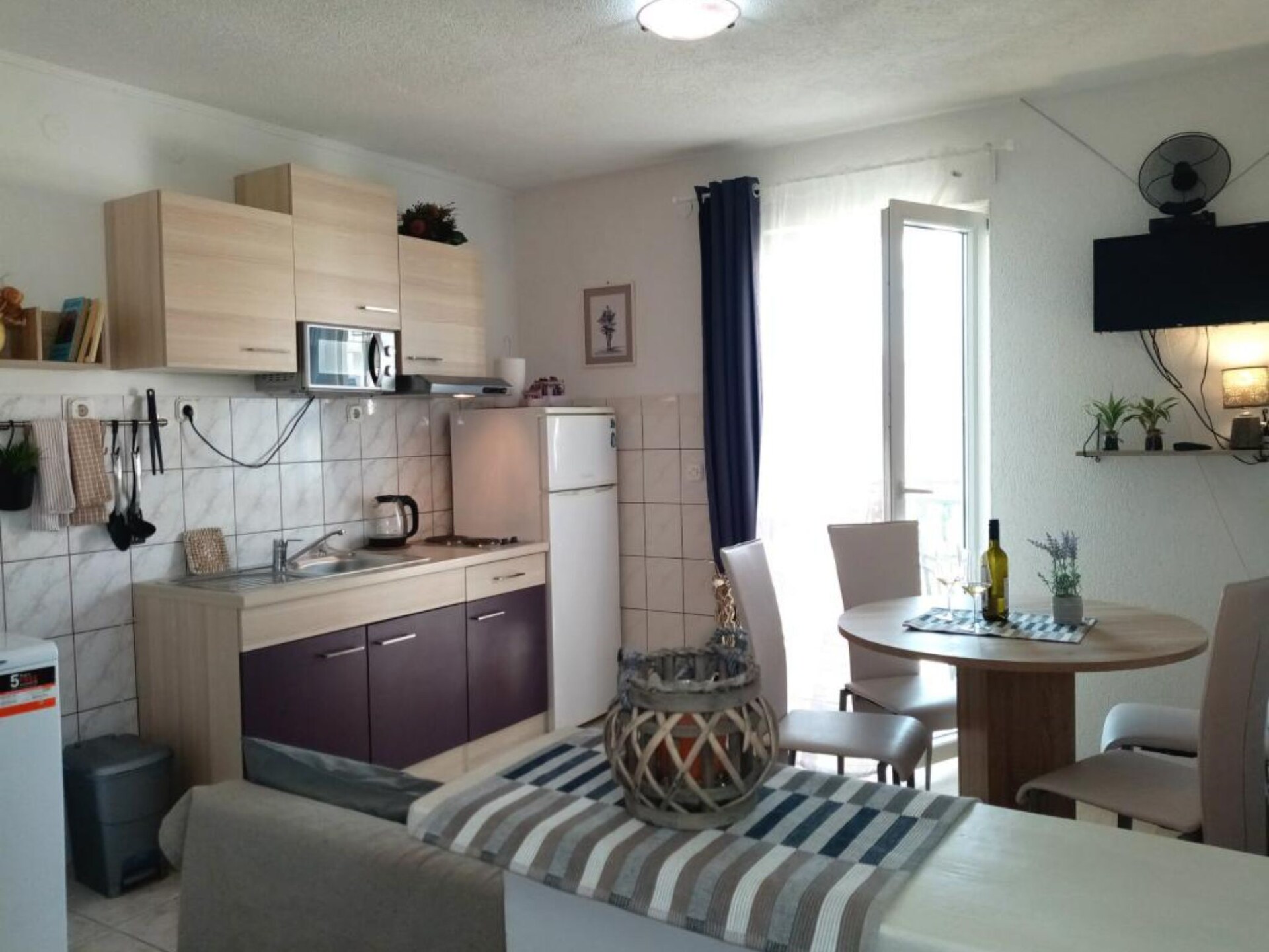 Appartement aan zee in Slatine met balkon en uitzicht op de Adriatische Zee - foto 1