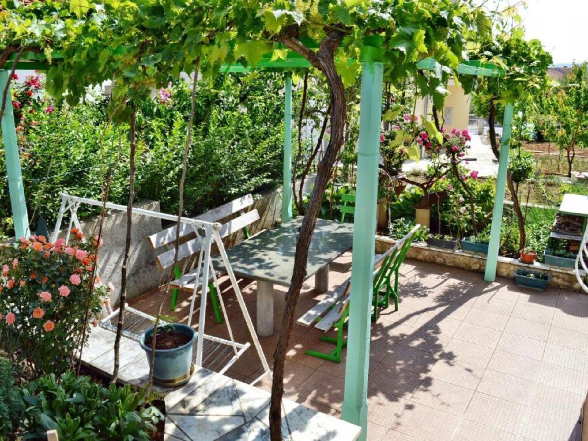 Compact appartement vlakbij zee in Brodarica voor 4 personen - foto 13